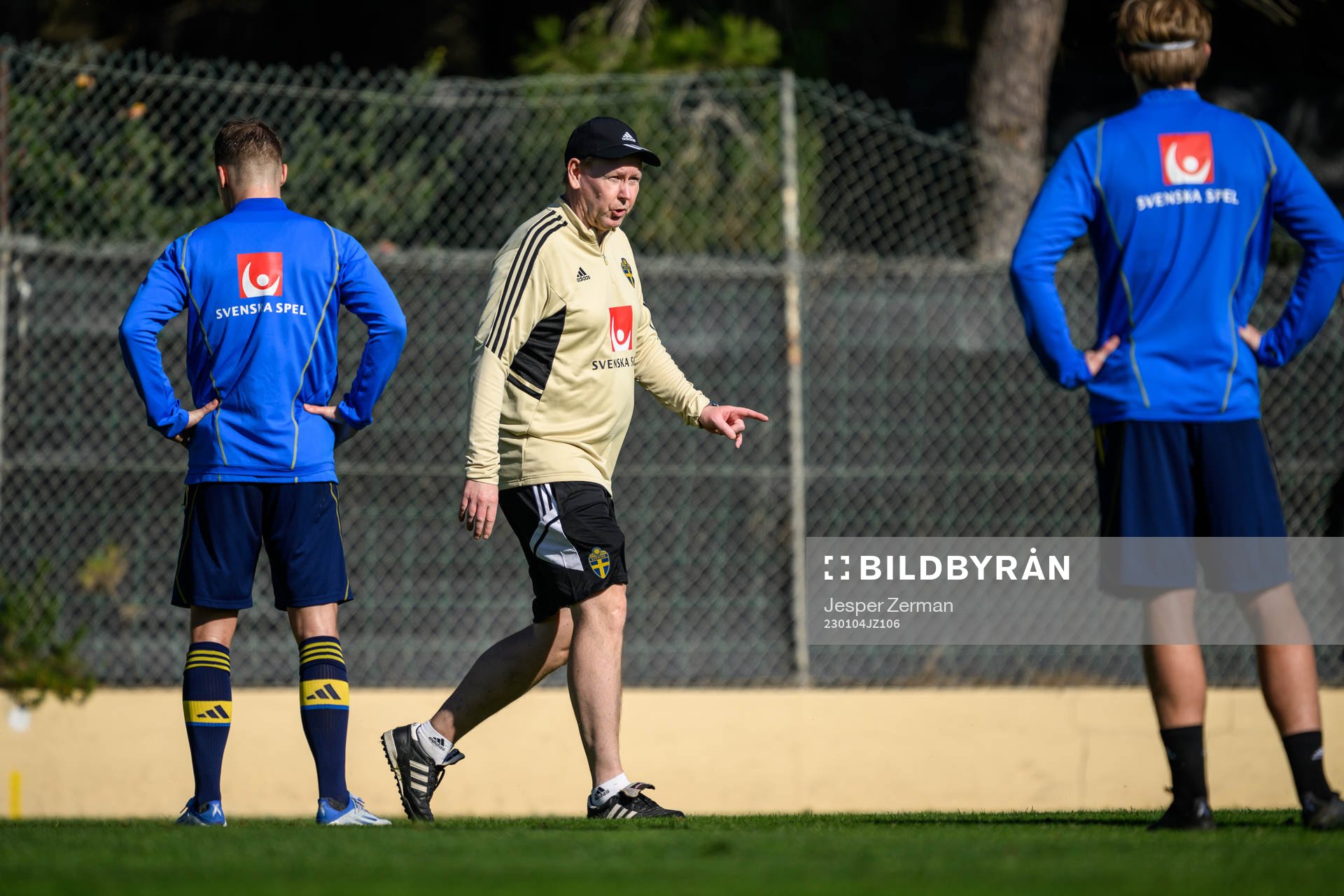 assistant coach Peter Wettergen of the Swedish men's