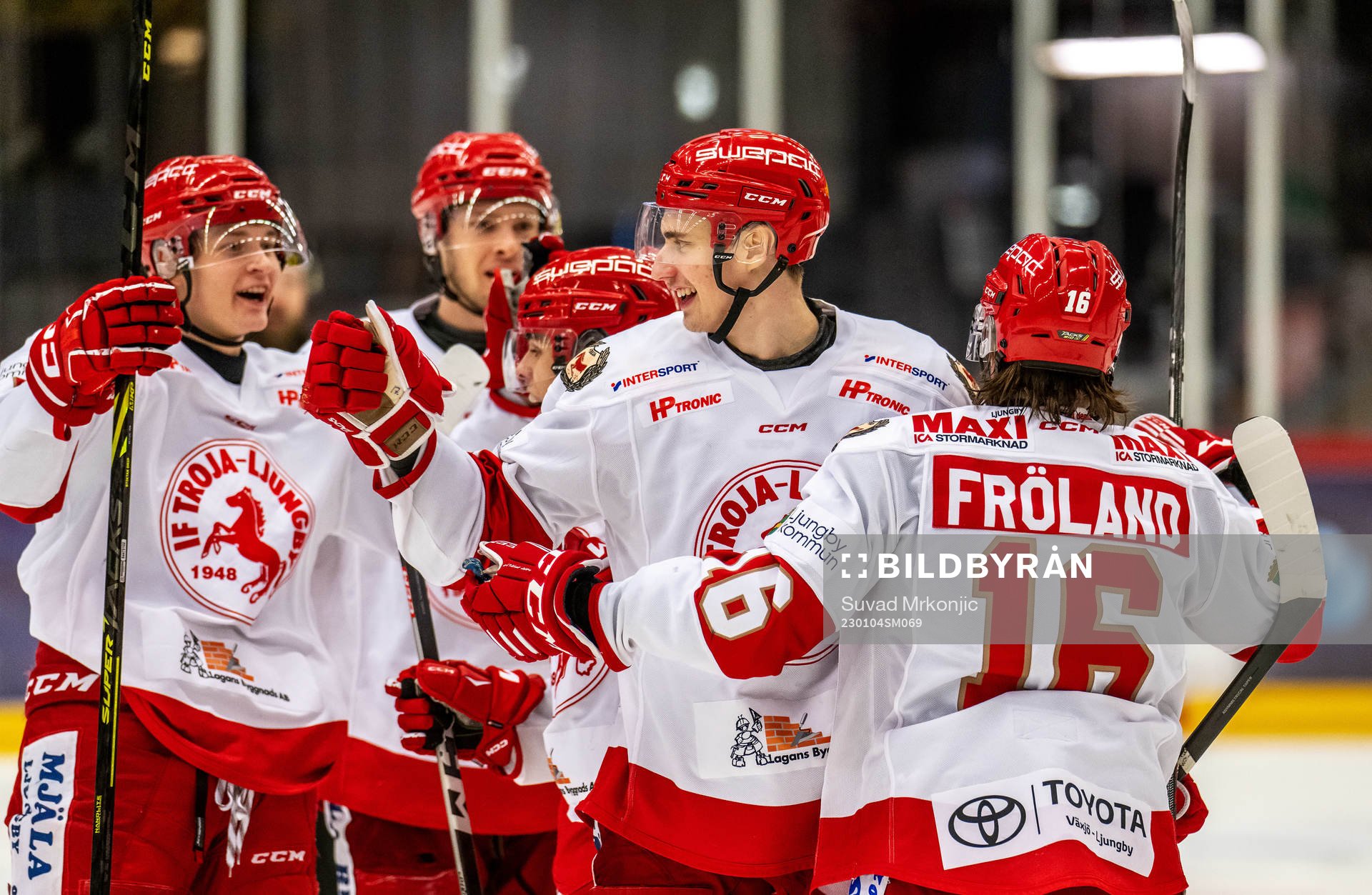 Troja/Ljungbys Emil Ekholm jublar