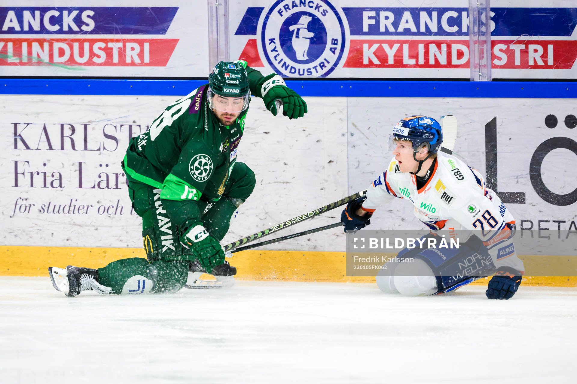 Färjestads Remi Elie och Växjös Hugo Gustafsson