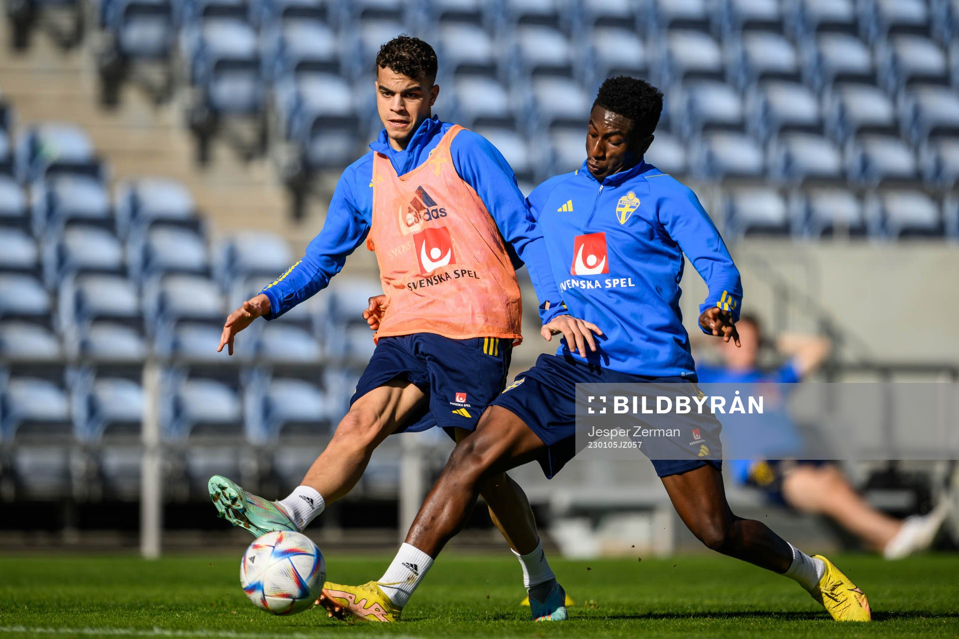 Yasin Ayari and Josafat Mendes of the Swedish men's