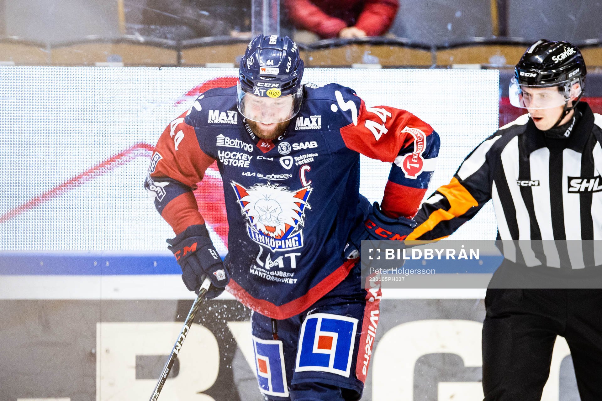 Linköpings Jonas Junland har ont