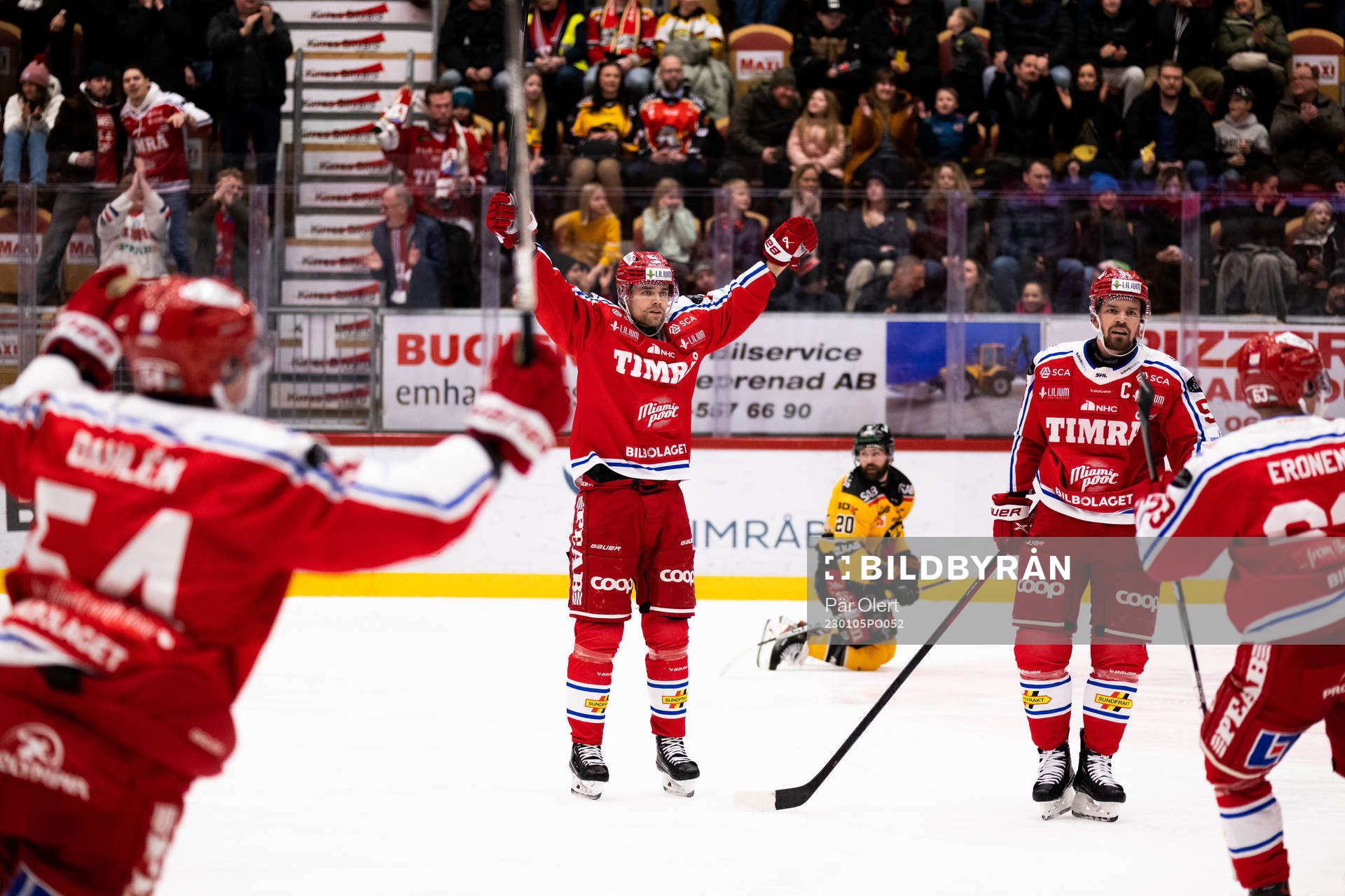 Timrås Emil Pettersson jublar