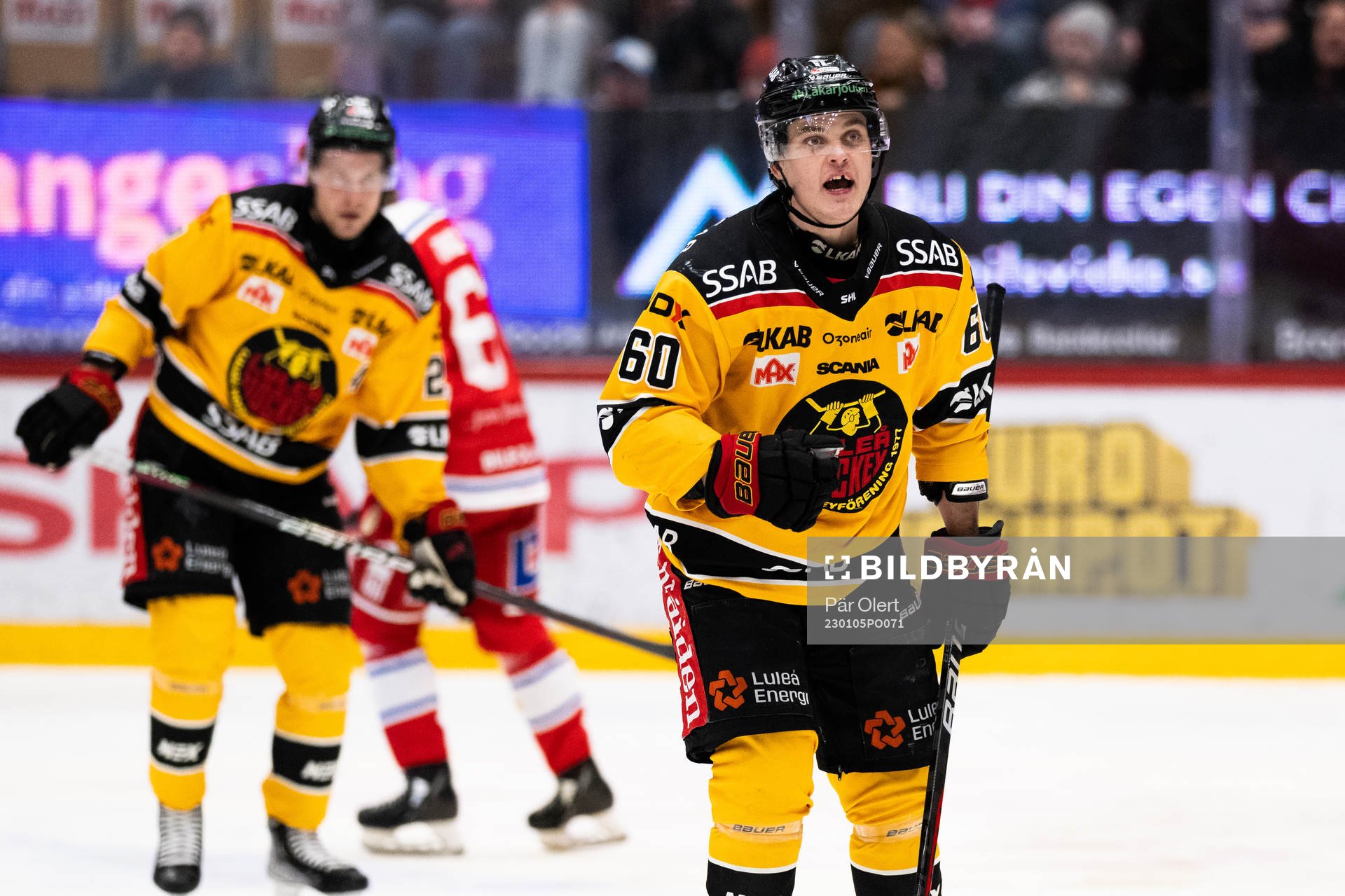 Luleås Julius Honka jublar