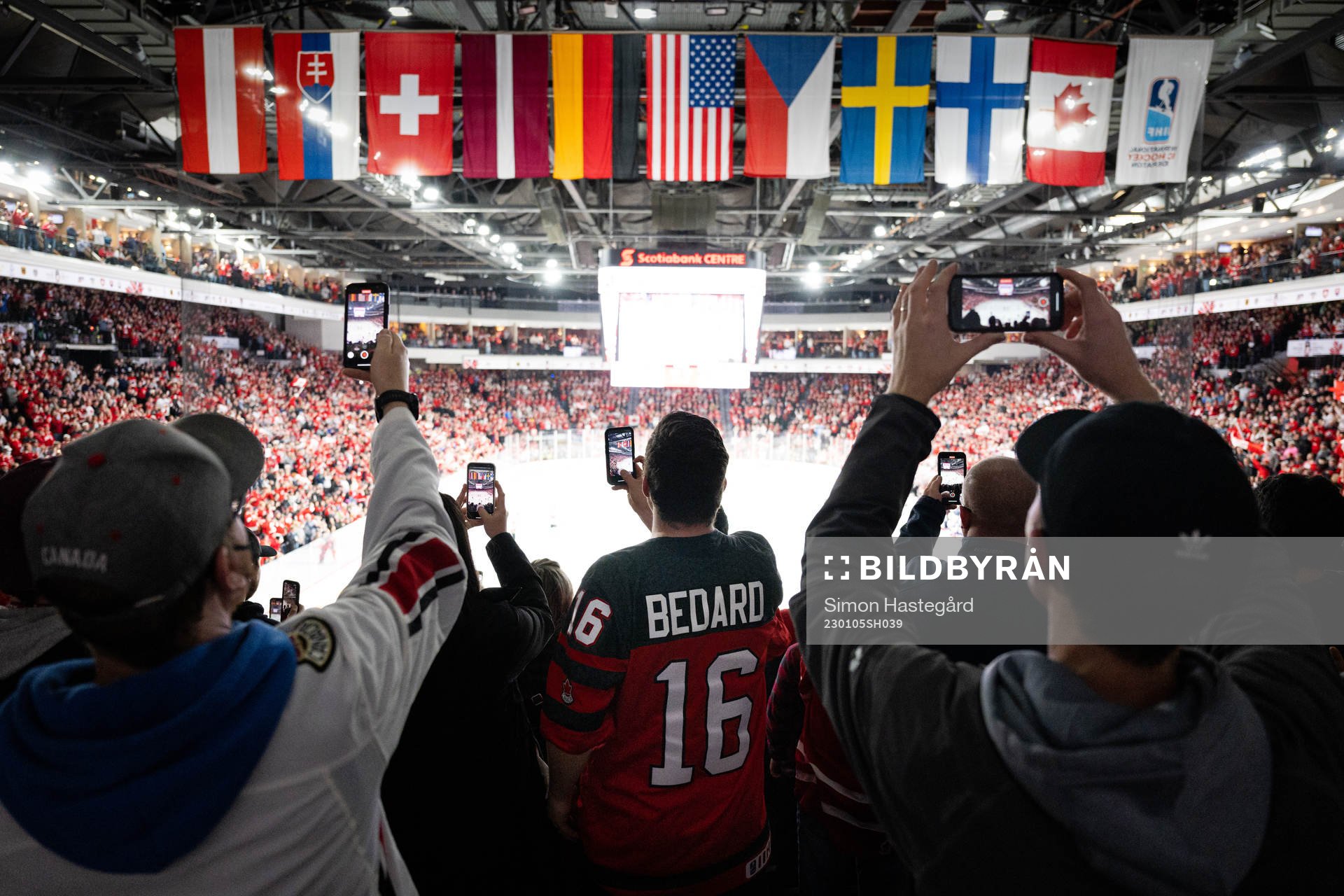 Fans of Canada