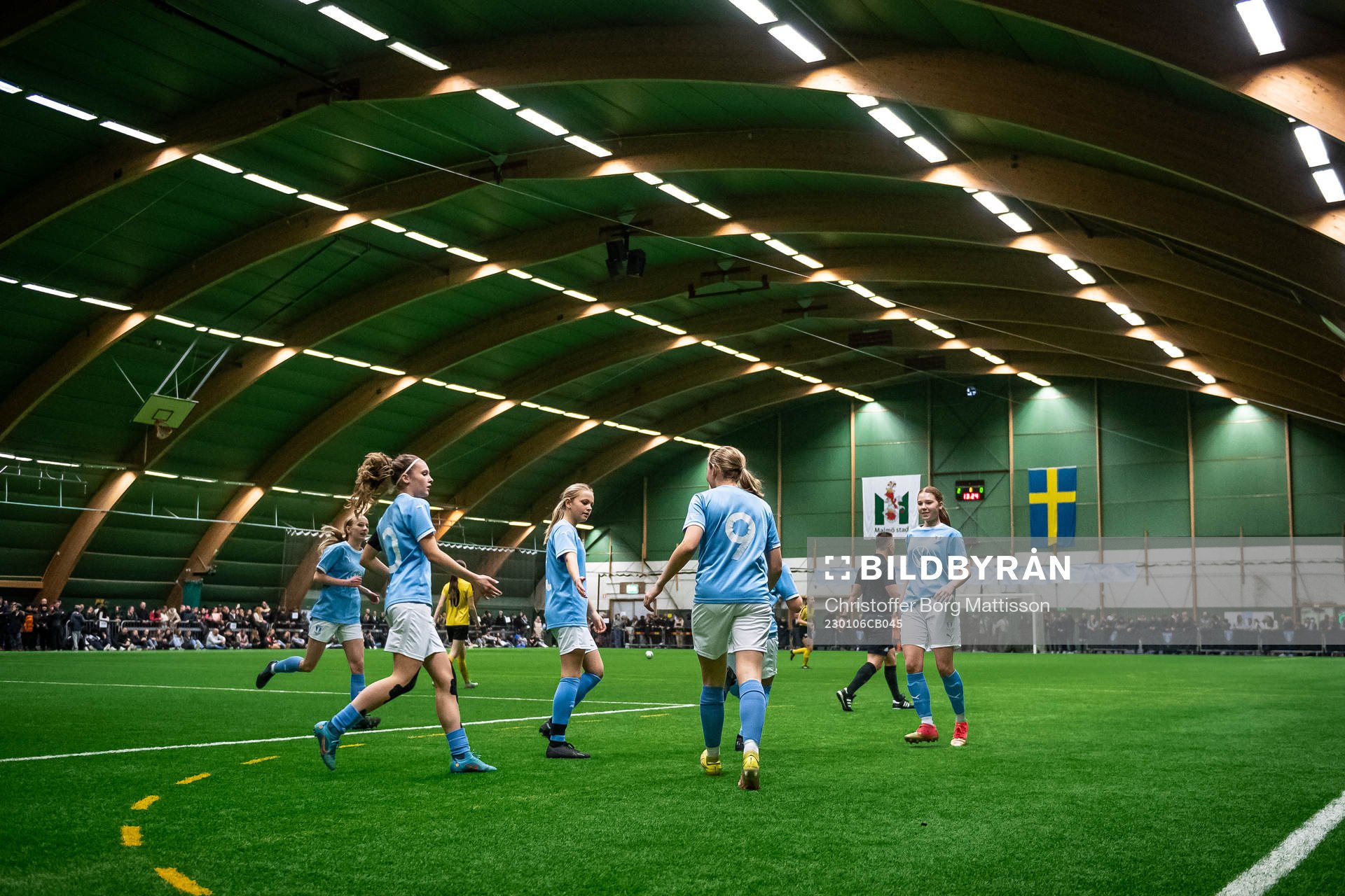 Malmö FF F16s Lydia Liljegren jublar