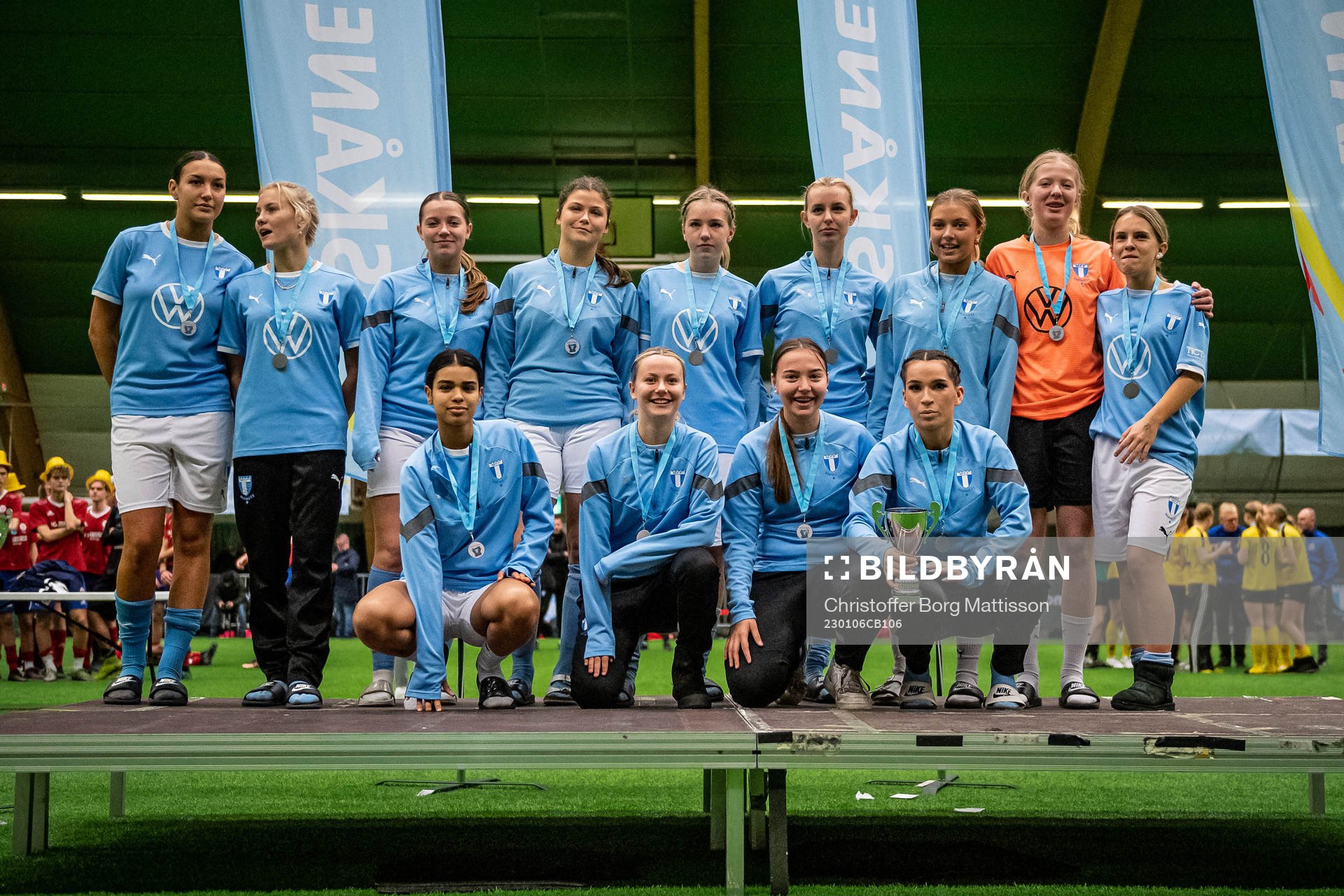 Malmö FF F Junior tar emot pris