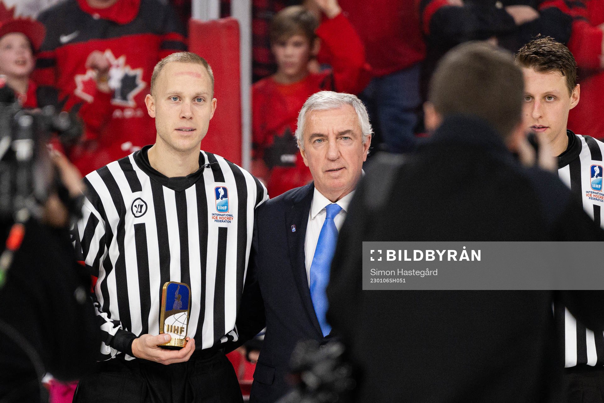Referee Andreas Harnebring and Luc Tardif, President of the