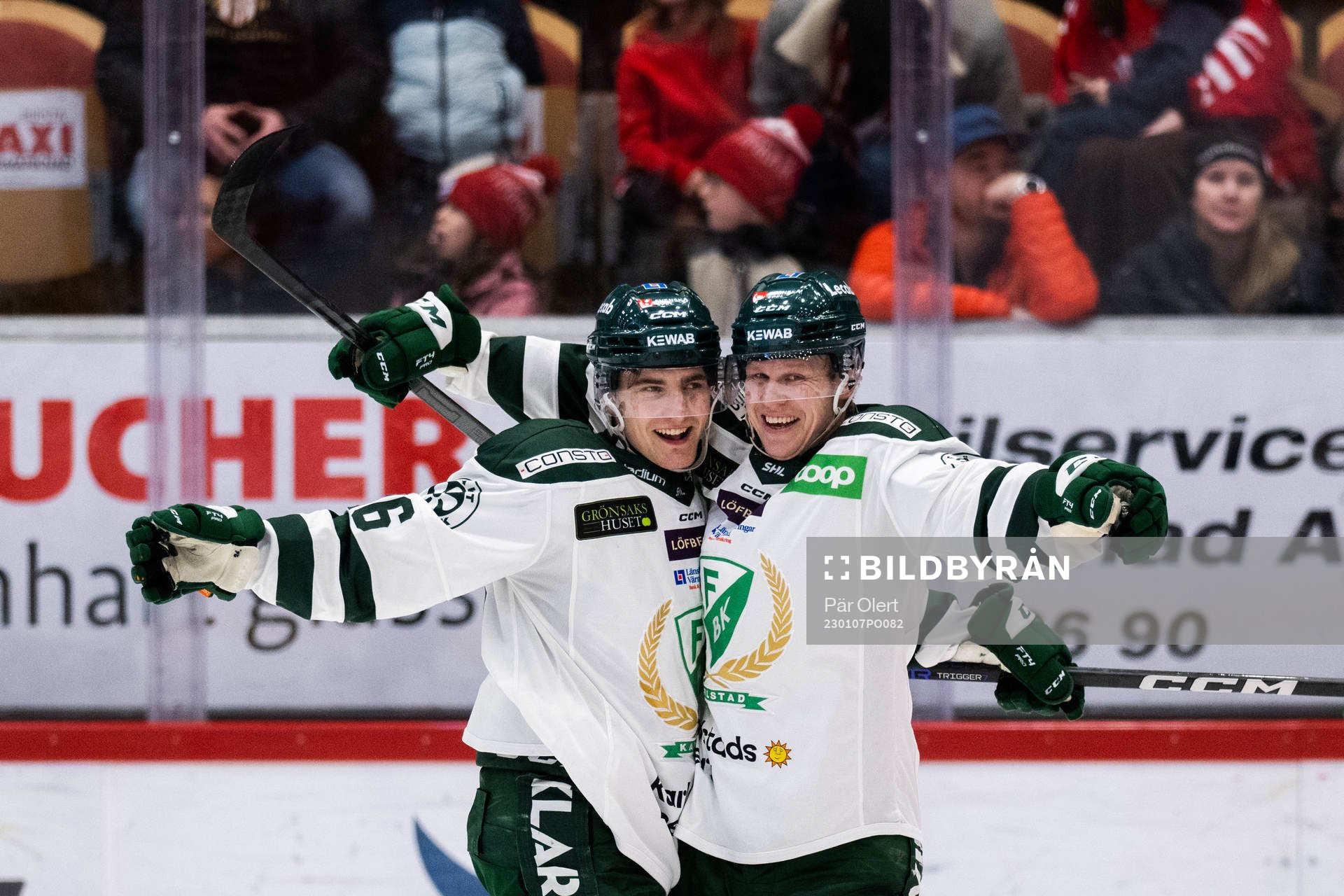 Färjestads Joel Nyström jublar
