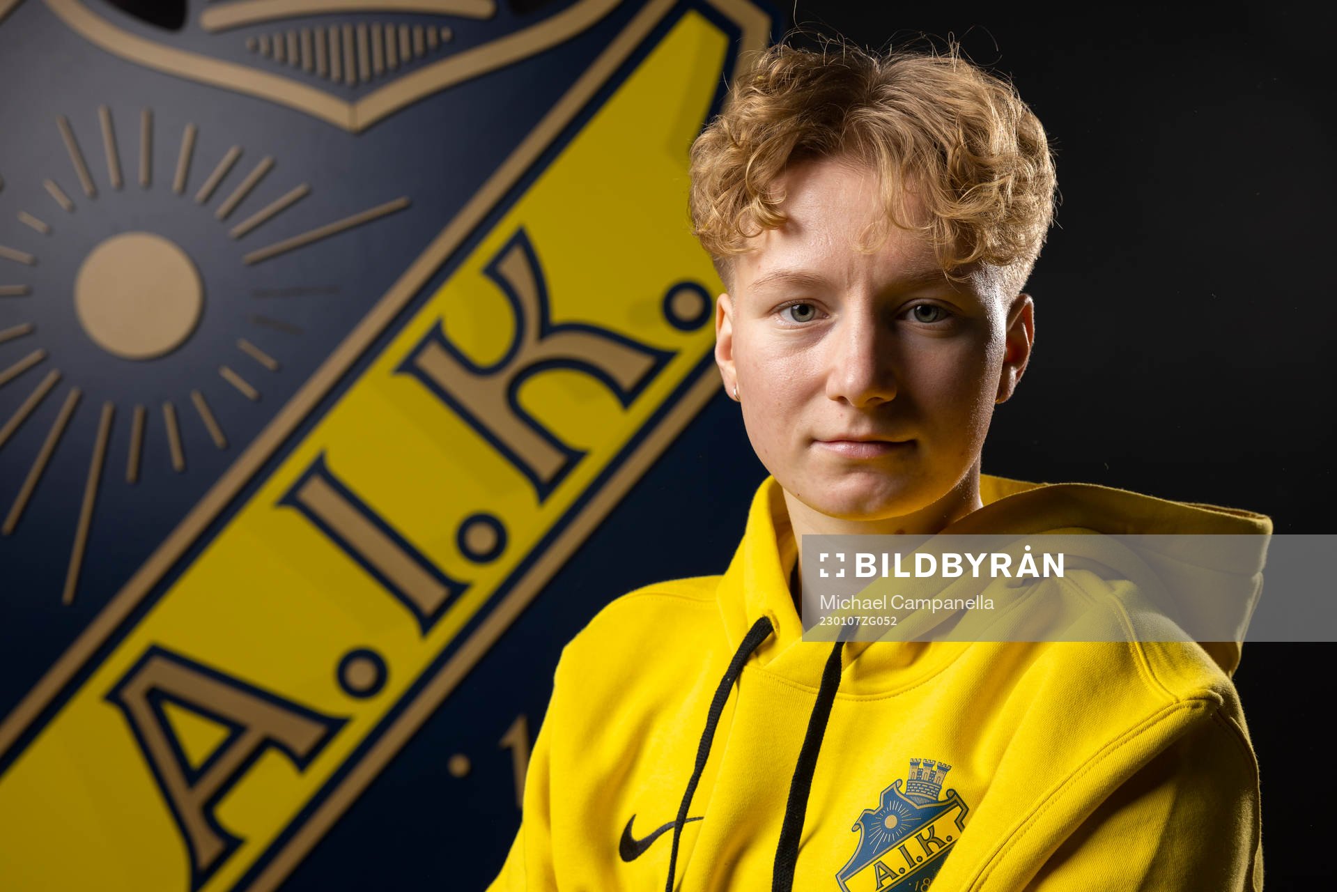 Monica Hagström poserar för porträtt i samband med att hon presenteras som nyförvärv av AIK den 7 januari 2023 i Stockholm