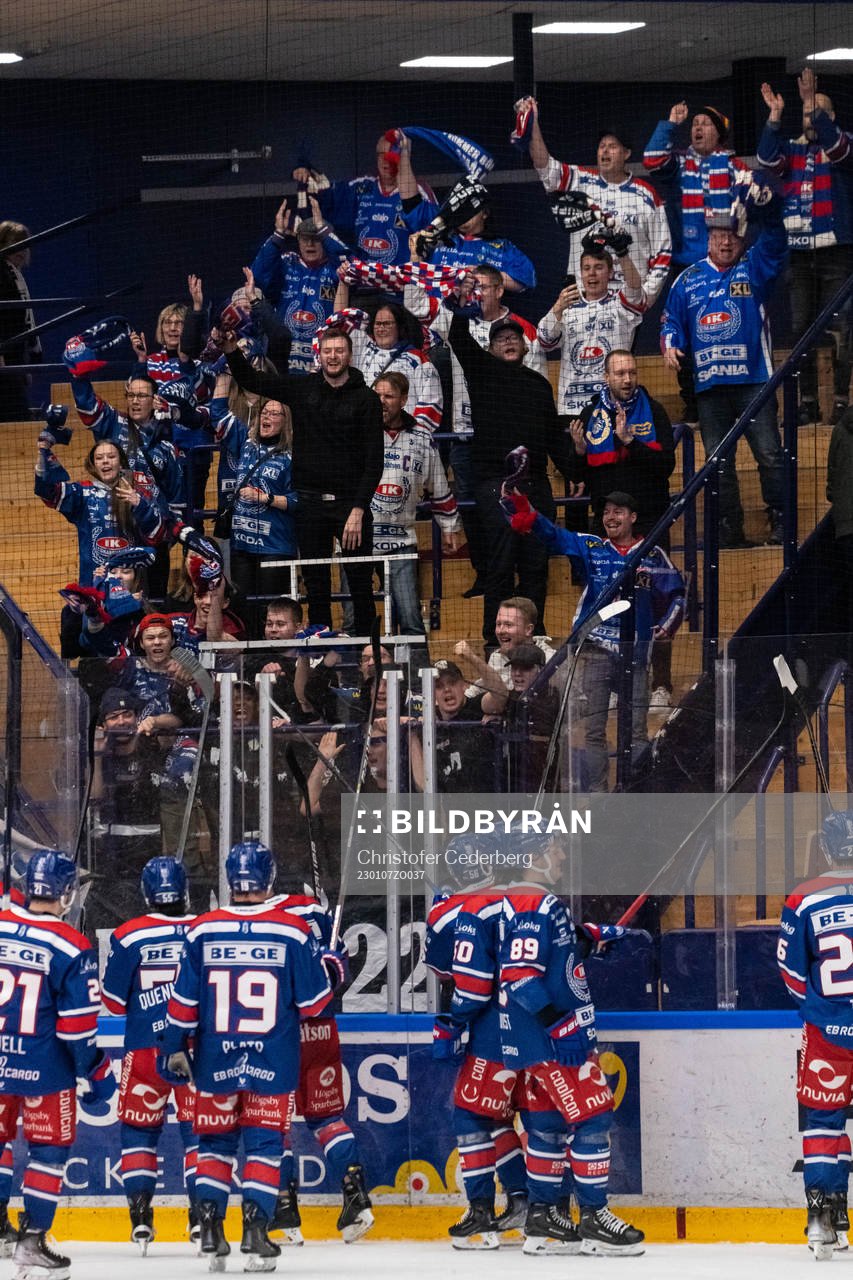 Oskarshamns spelare jublar