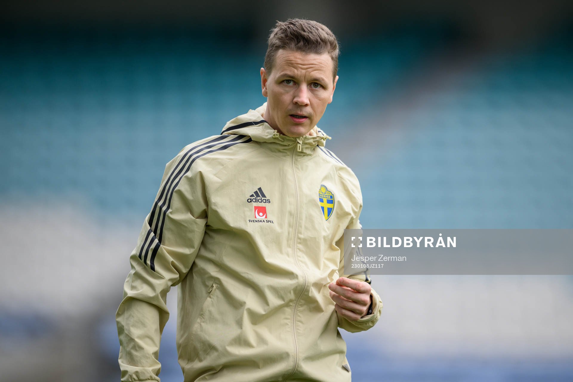 goalkeeper coach Maths Elfvendal of the Swedish men's