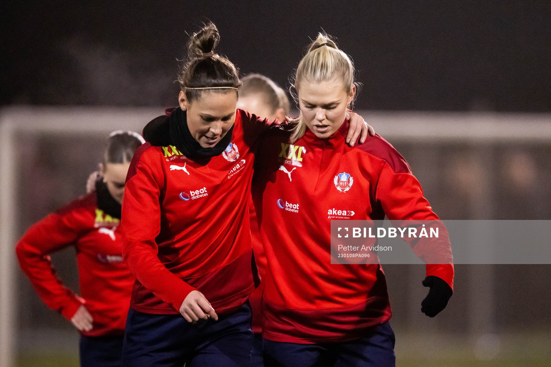 Josefine Wiksell och Julia Jonassen