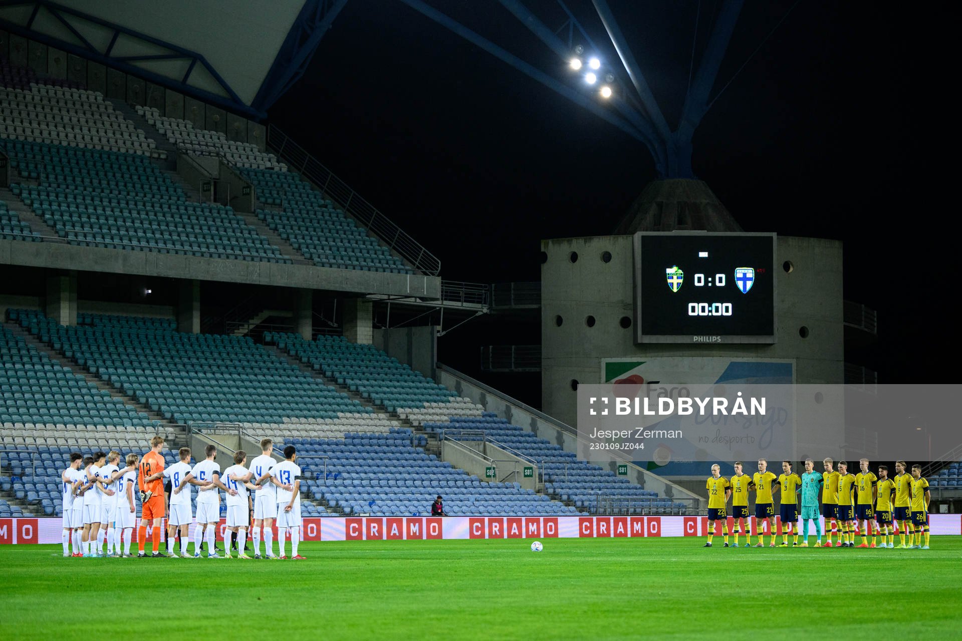 A minute of silence to honor the late footballplayer Pelé