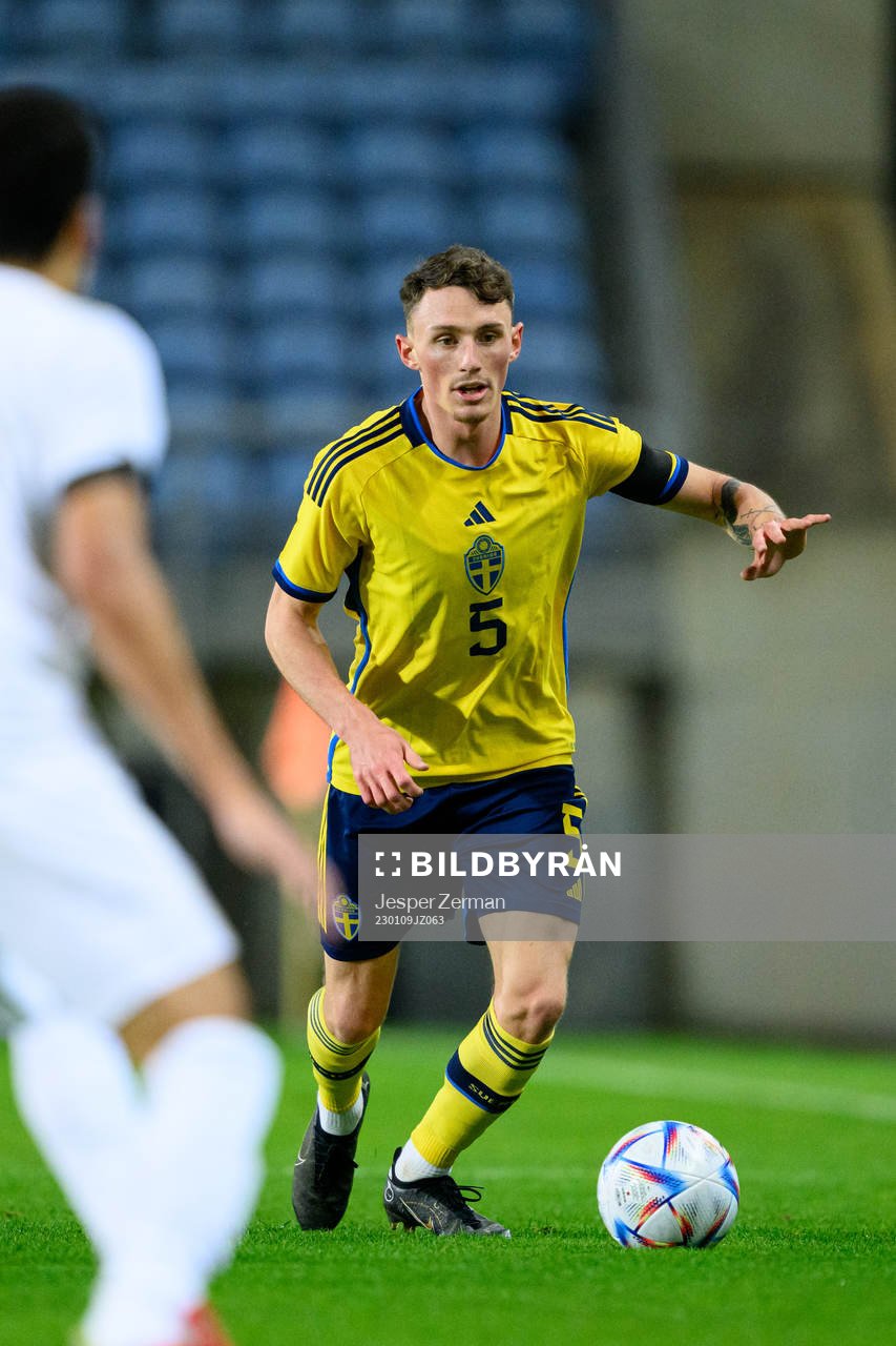 Noah Persson of Sweden during the international friendly football match between Sweden and Finland on January 9, 2023 in Faro. 