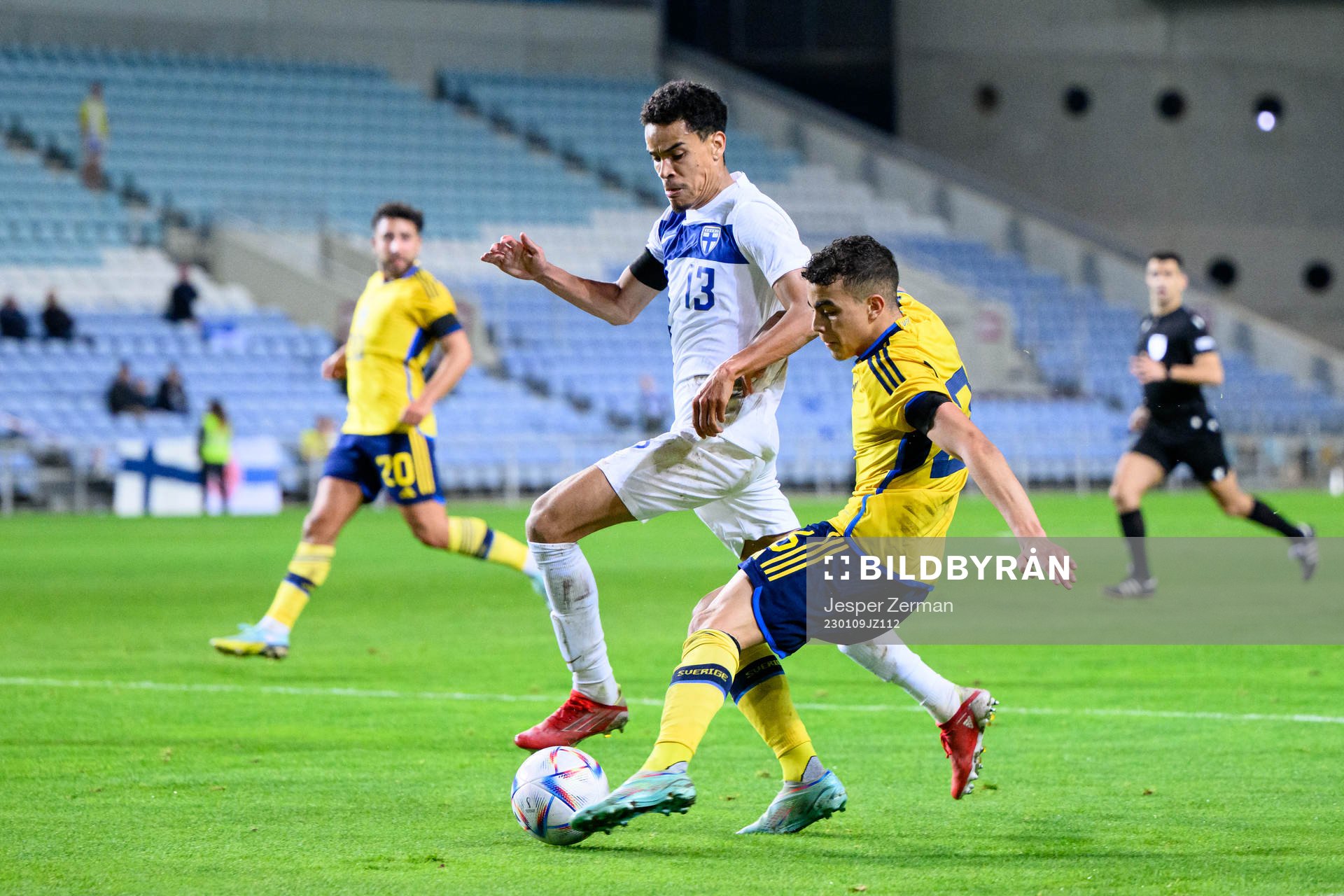 Pyry Soiri of Finland and Yasin Ayari of Sweden