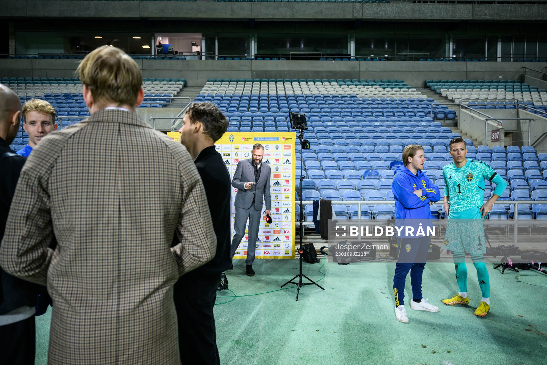 goalkeeper Leopold Wahlstedt and press officer Fredrik