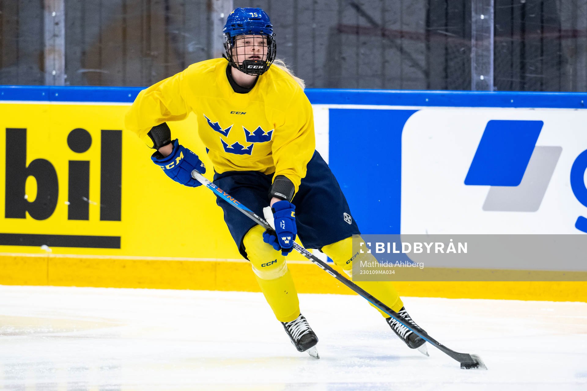 Astrid Lindeberg of Sweden at a practice session