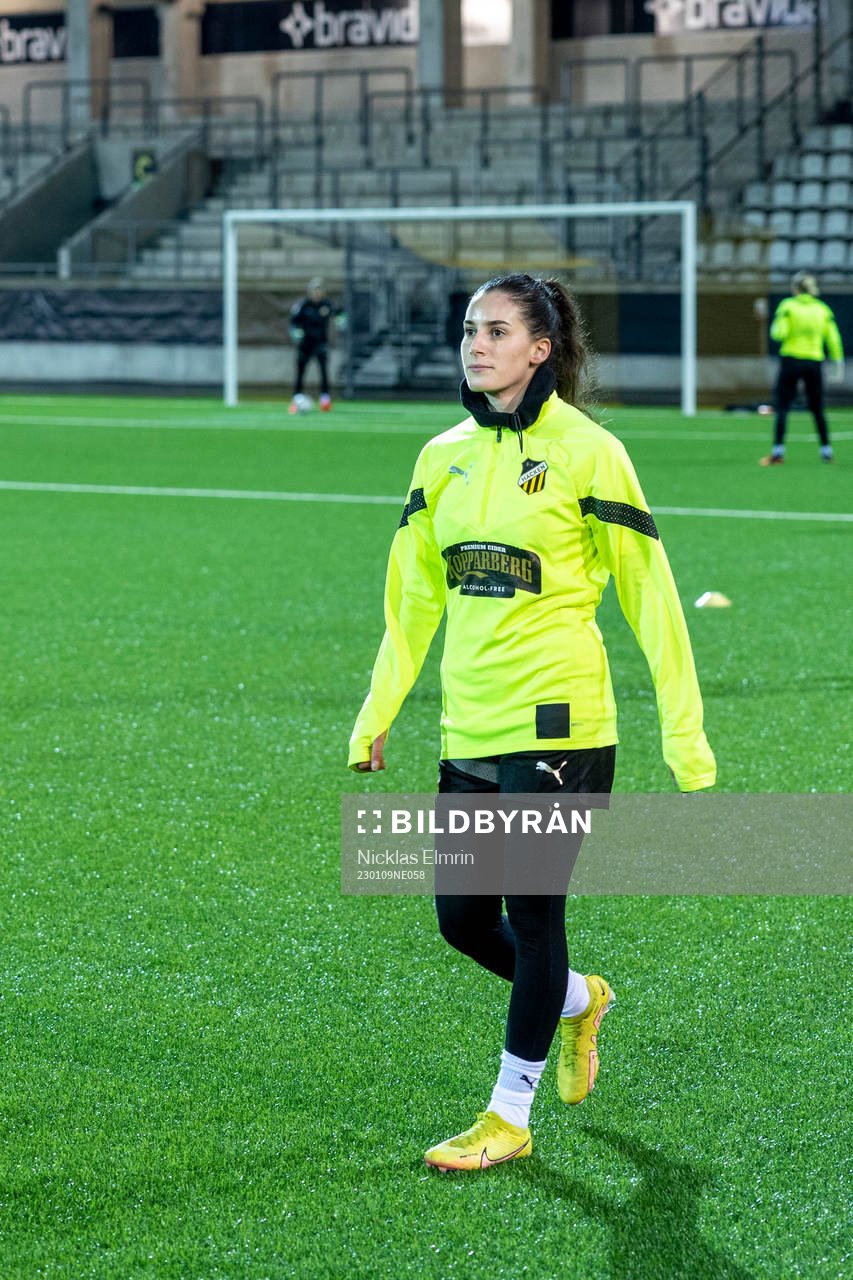 Häckens Clarissa Larisey