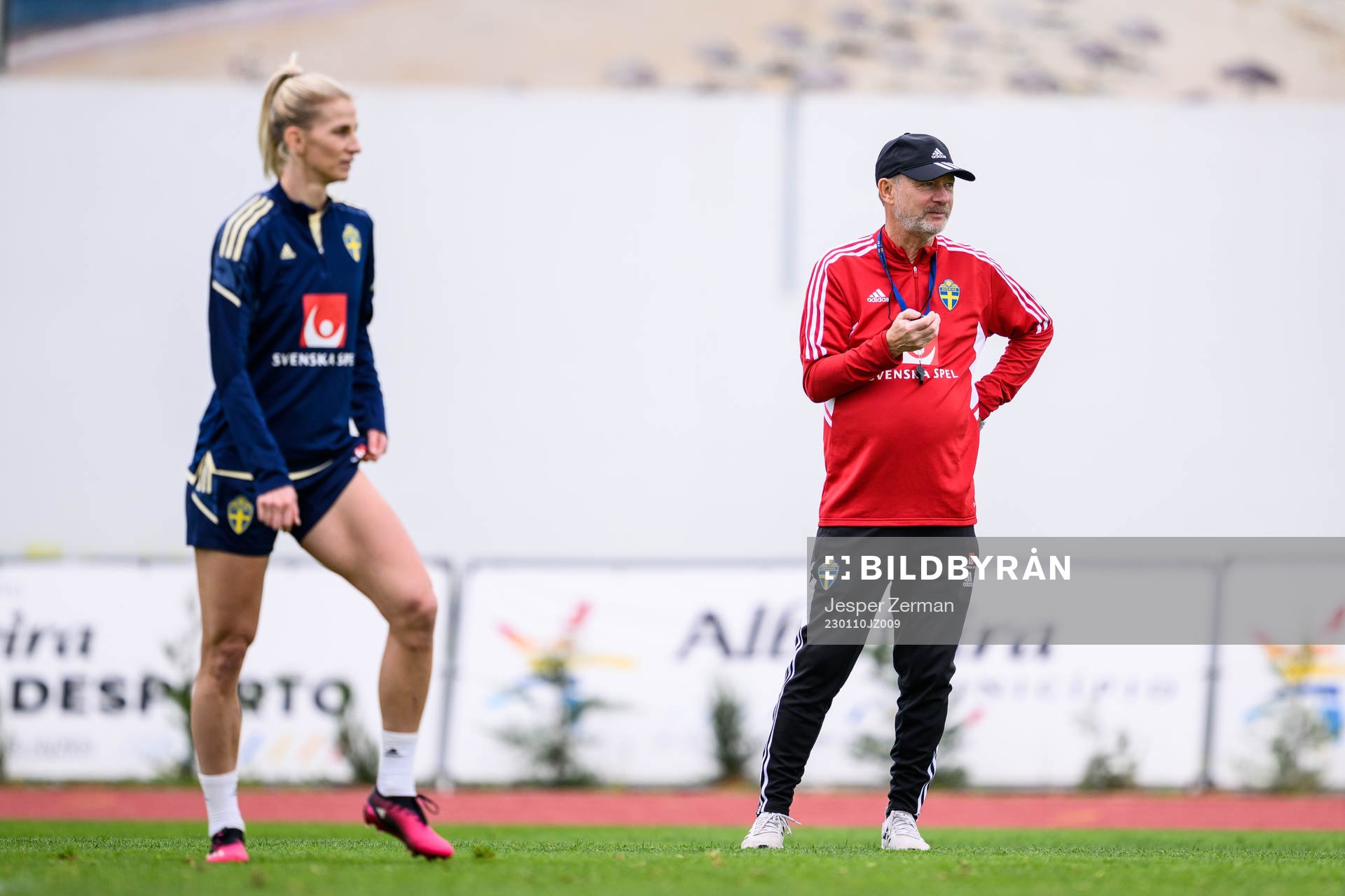 Sofia Jakobsson and head coach Peter Gerhardsson of the