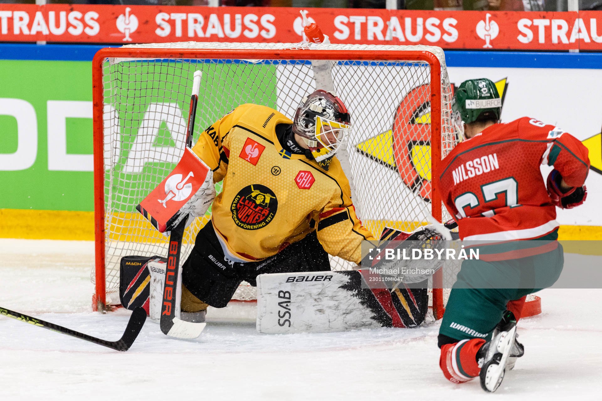 Goaltender Matteus Ward of Luleå and Jacob Nilsson of