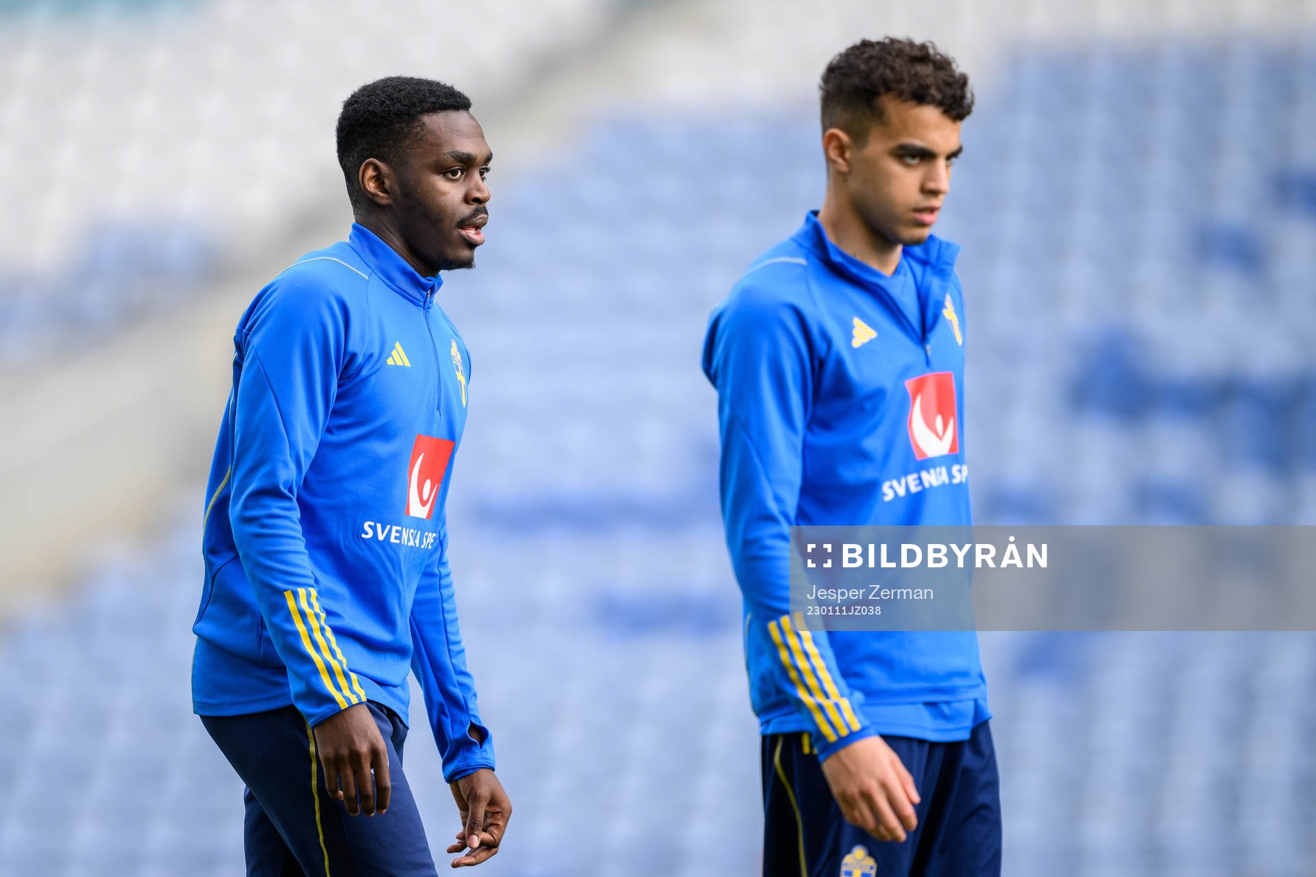 Joel Asoro and Yasin Ayari of the Swedish men's football national team at a training session on January 11, 2023 in Faro. 