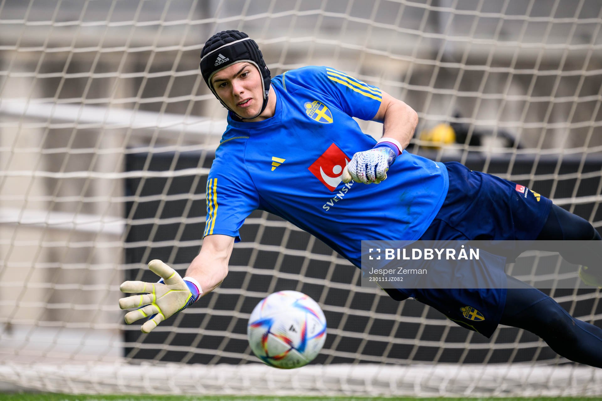 goalkeeper Jacob Widell Zetterström of the Swedish men's