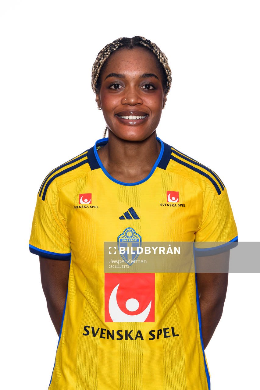 Evelyn Ijeh of the Swedish women's football national team