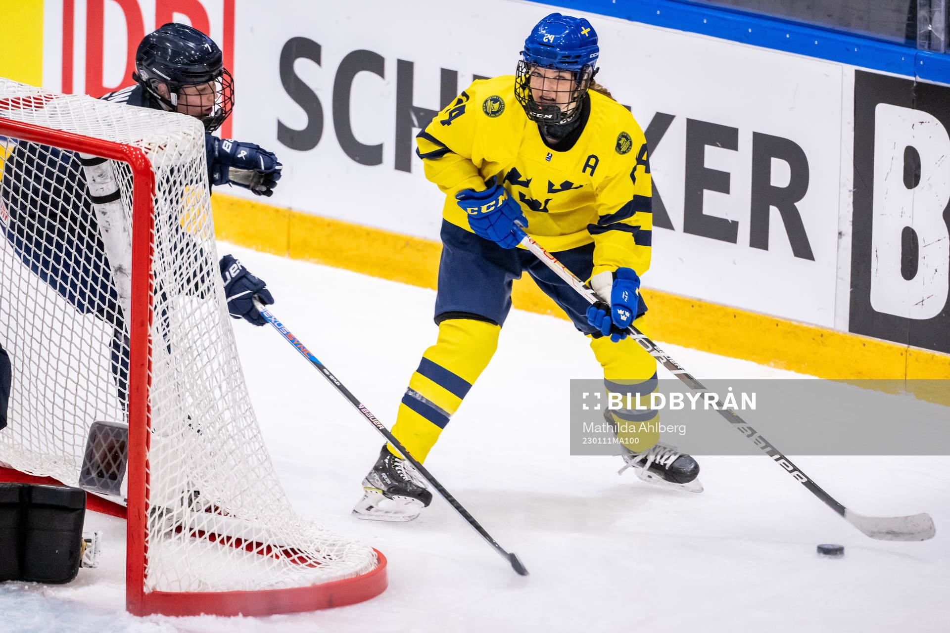 Sinna Varjonen of Finland and Ebba Hedqvist of Sweden