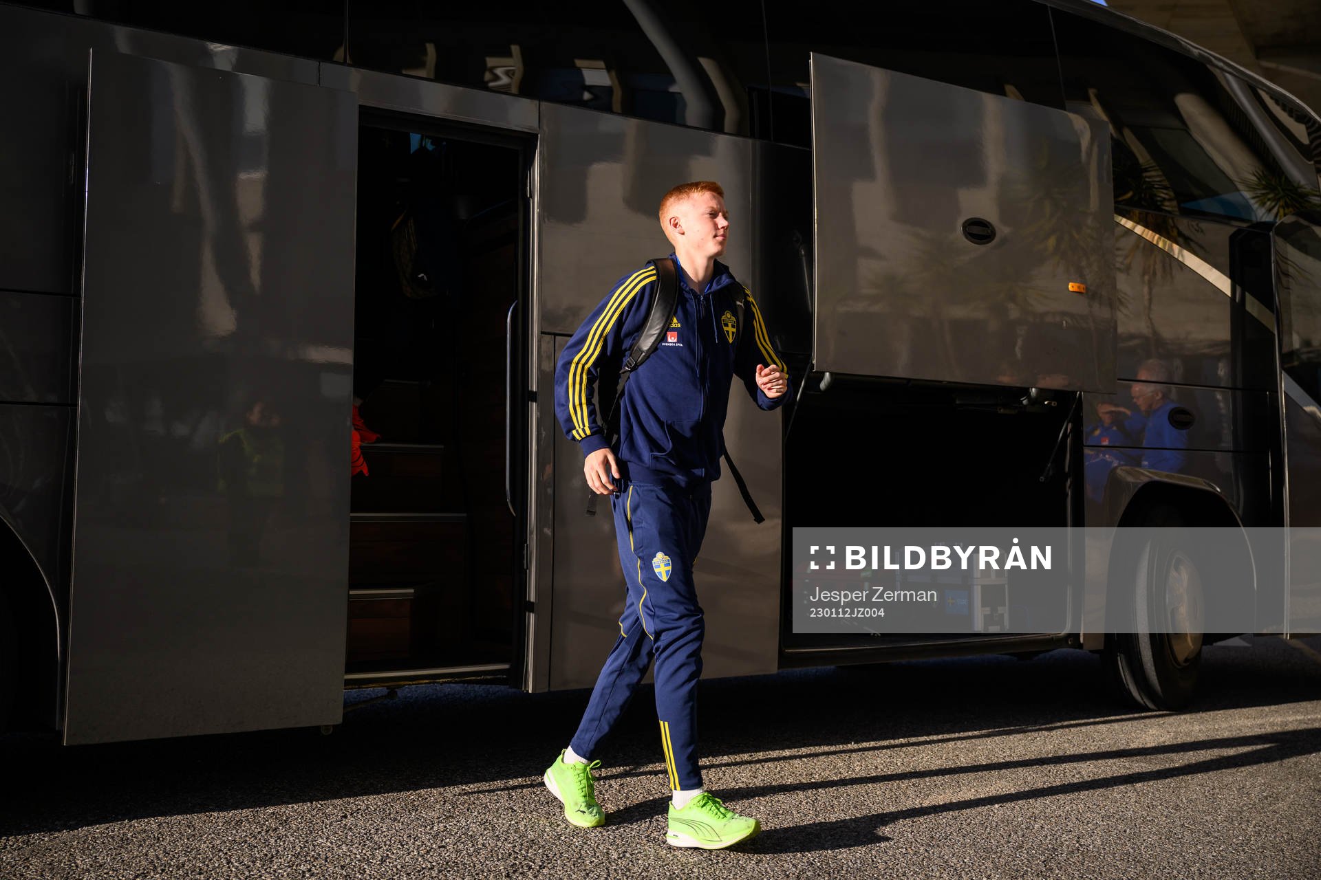 Hugo Larsson arrives at Estadio Algarve
