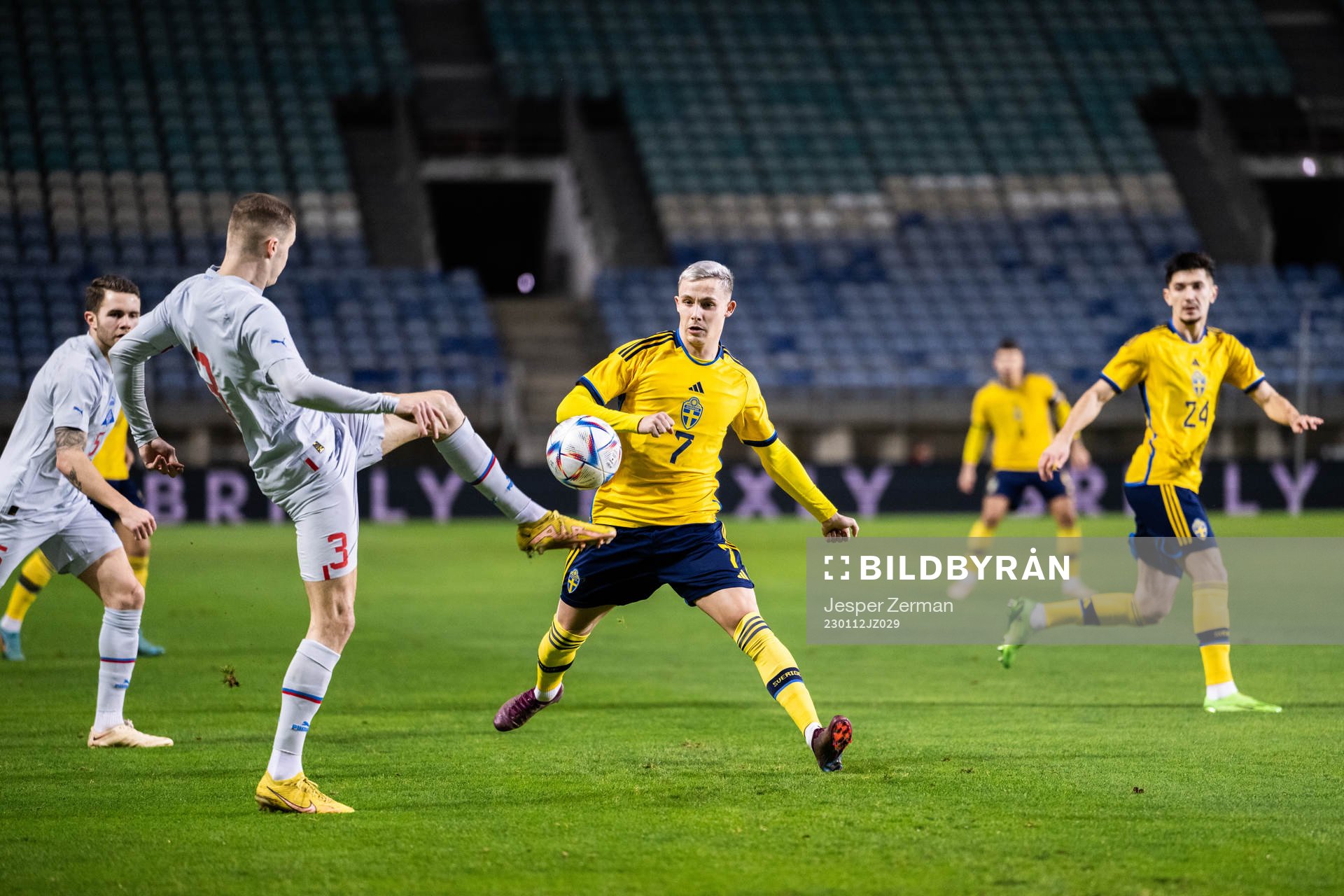 David Kristjan Olafsson of Iceland and Jacob Ondrejka of
