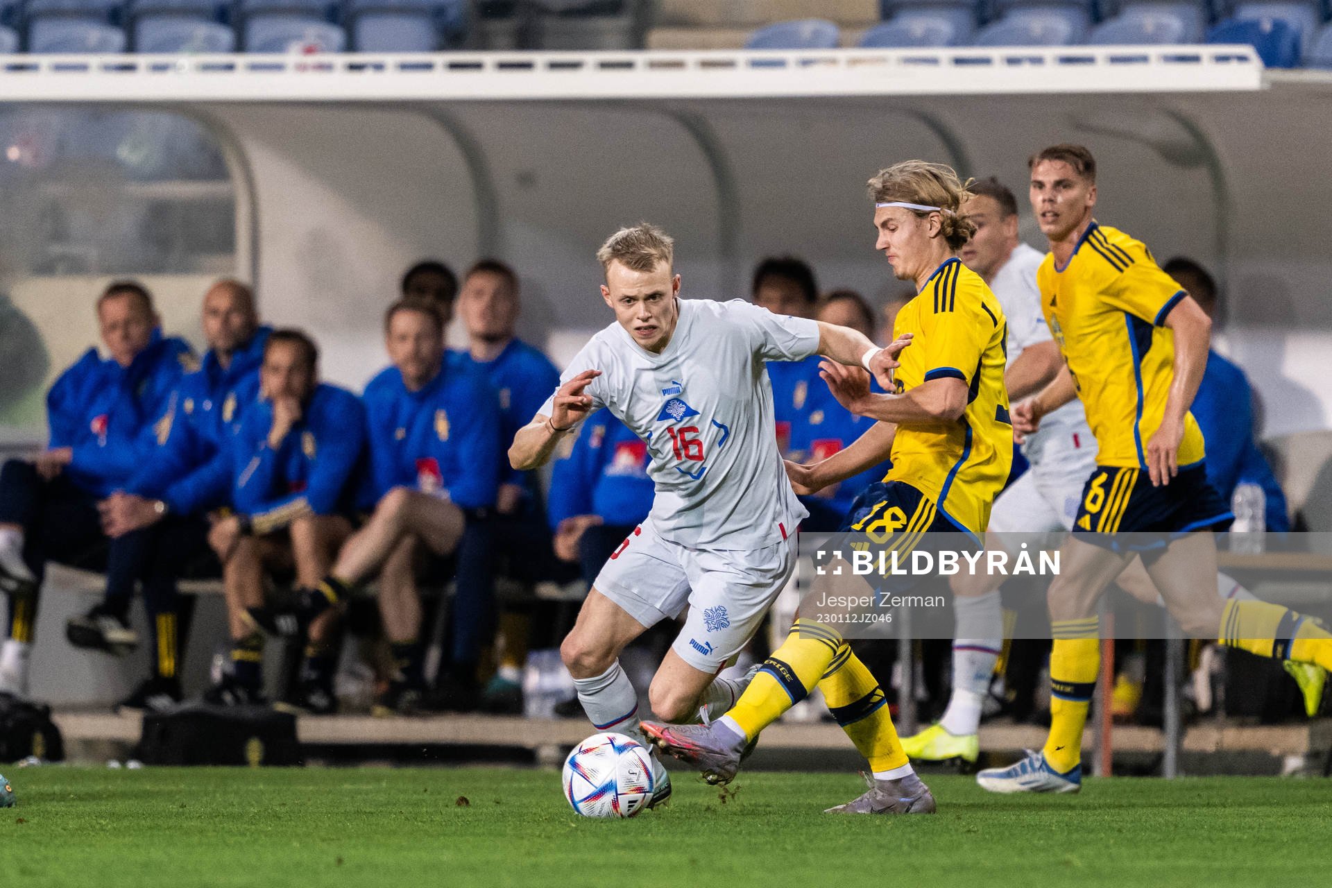 Dagur Dan Thorhallsson of Iceland and Sebastian Nanasi of