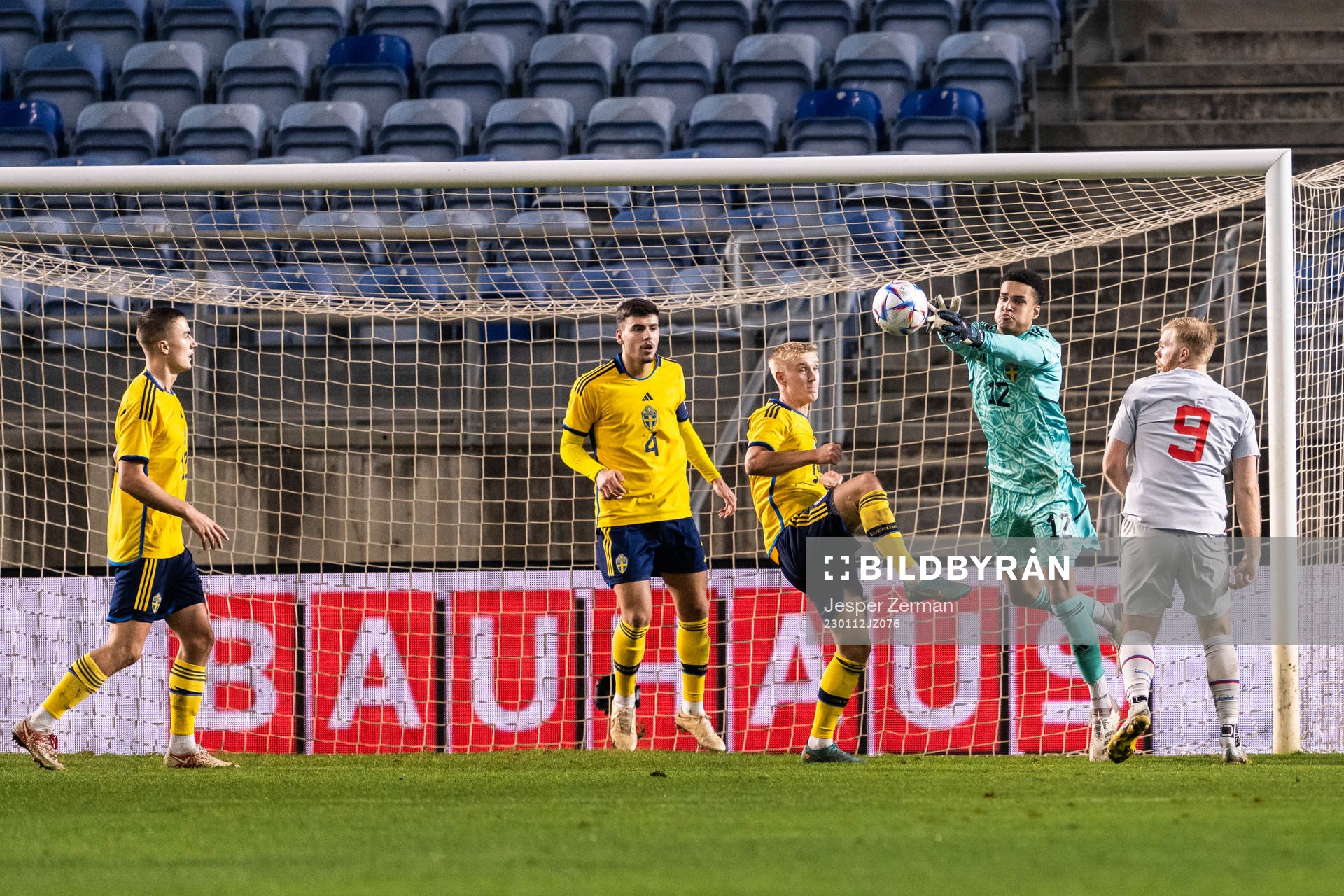 goalkeeper Oliver Dovin of Sweden