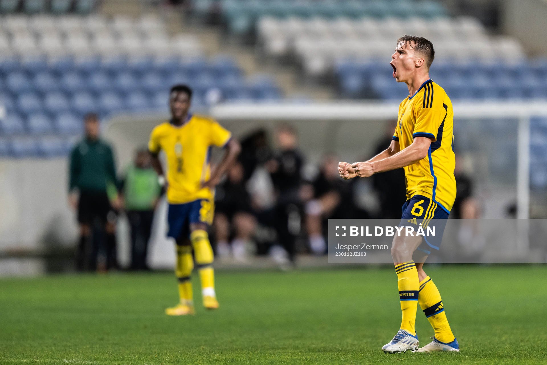 Elias Andersson of Sweden celebrates after scoring 1-1 during the international friendly football match between Sweden and Iceland on January 12, 2023 in Faro.