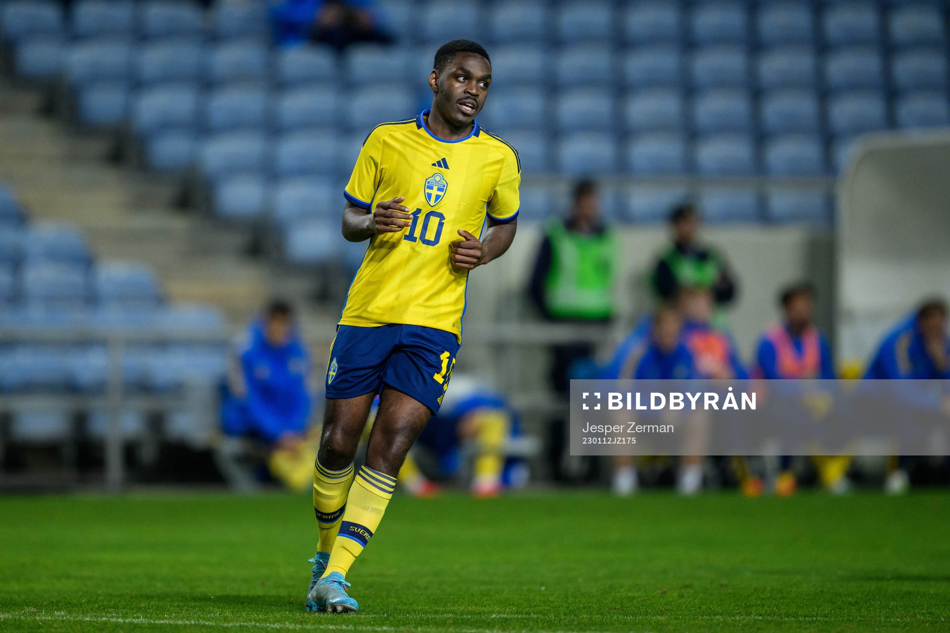 Joel Asoro of Sweden