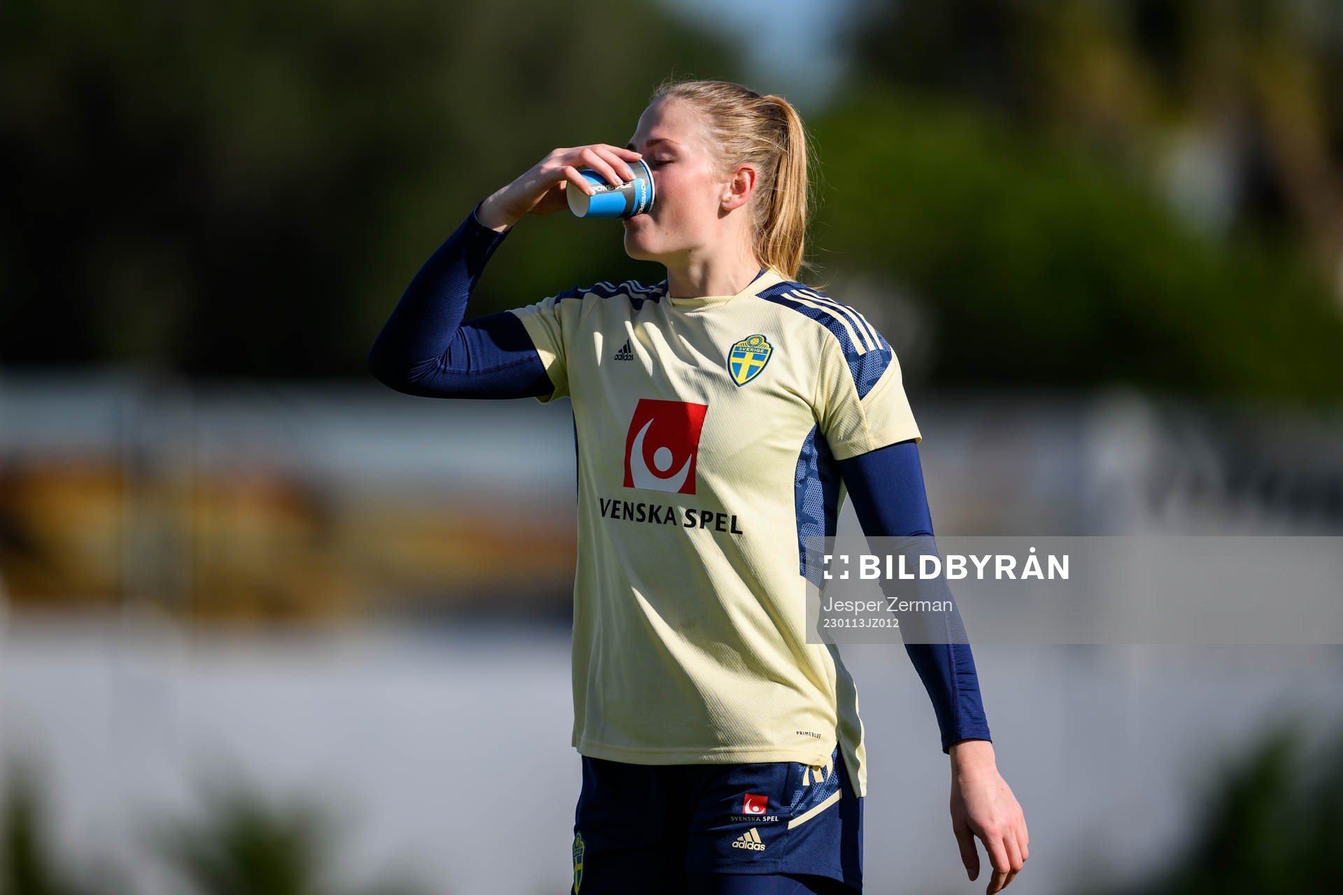 goalkeeper Tove Enblom of the Swedish women's national football team at a training session on January 13, 2023 in Albufeira. 