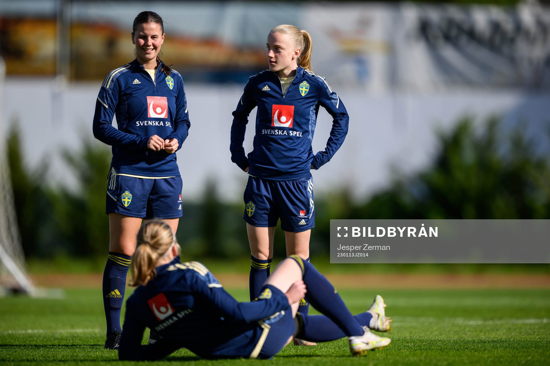 Josefin Harrysson and Anna Sandberg of the Swedish women's