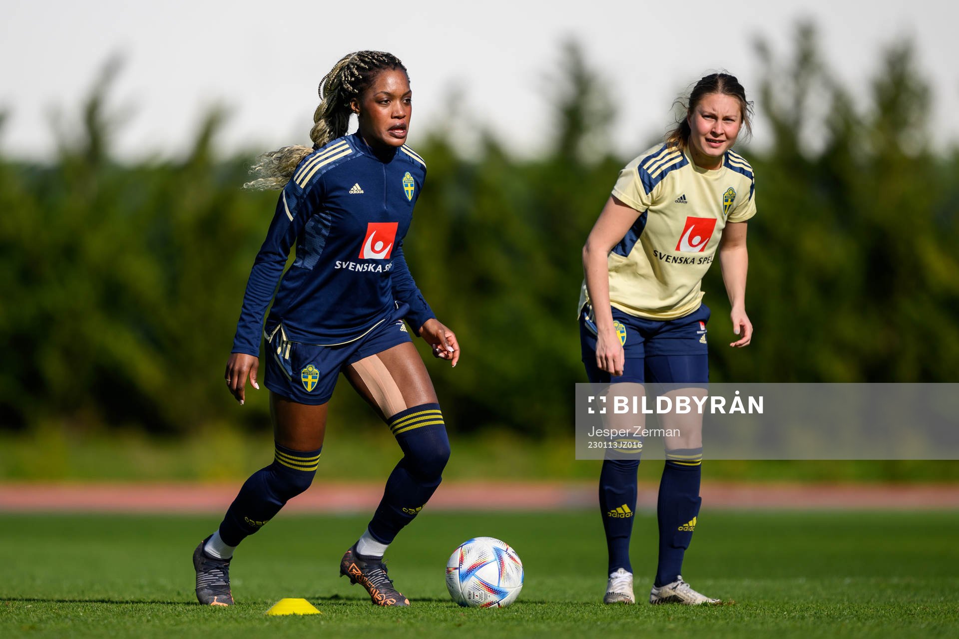 Evelyn Ijeh of the Swedish women's national football team