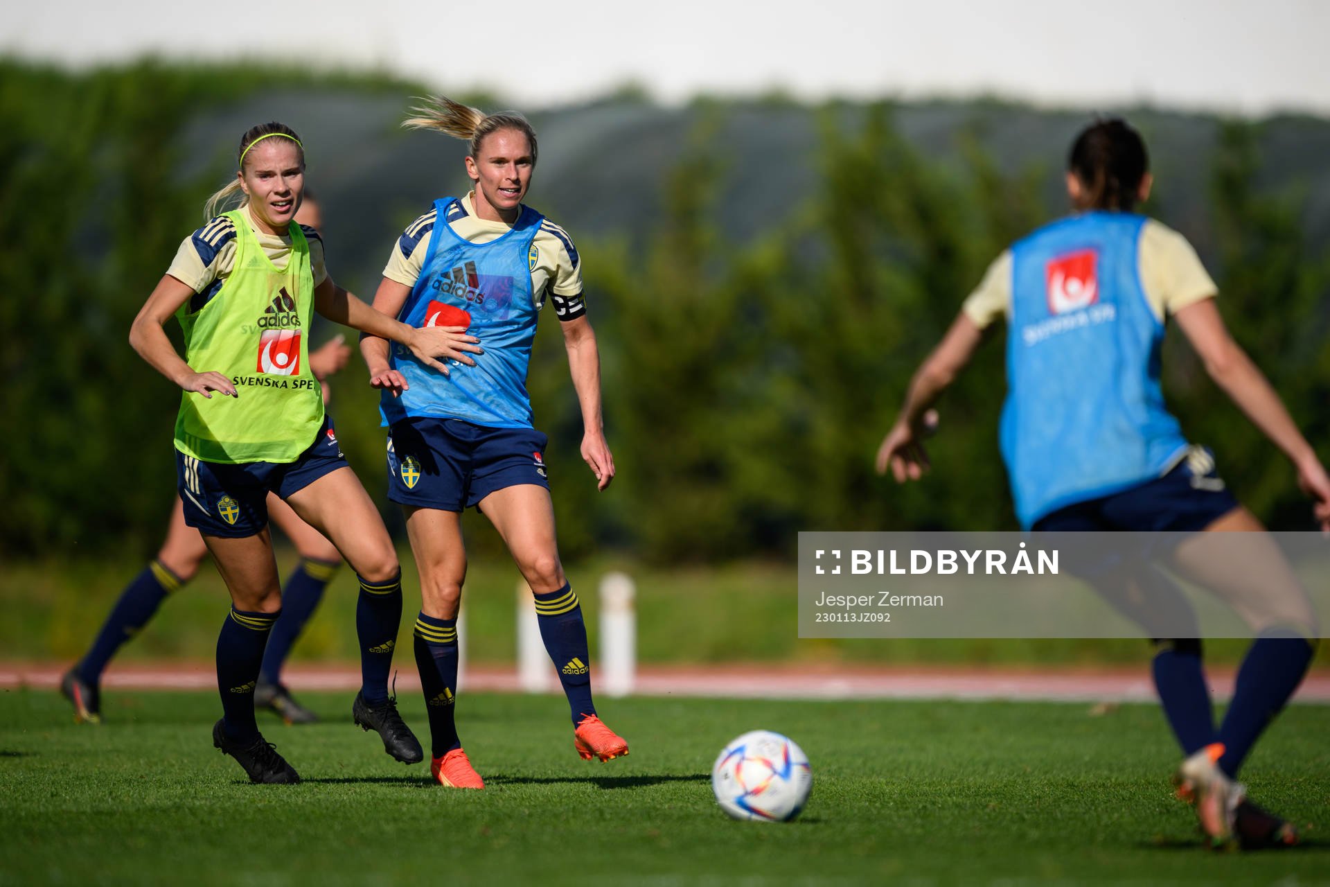 Stina Lennartsson and Jonna Andersson of the Swedish