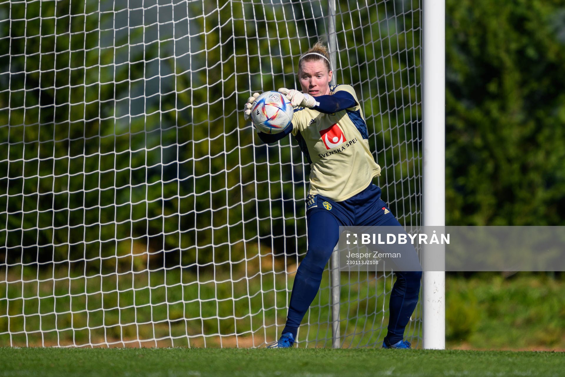 goalkeeper Hedvig Lindahl of the Swedish women's national