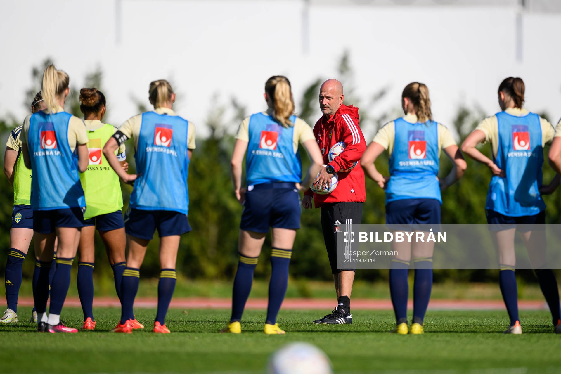 assistant coach Magnus Wikman of the Swedish women's