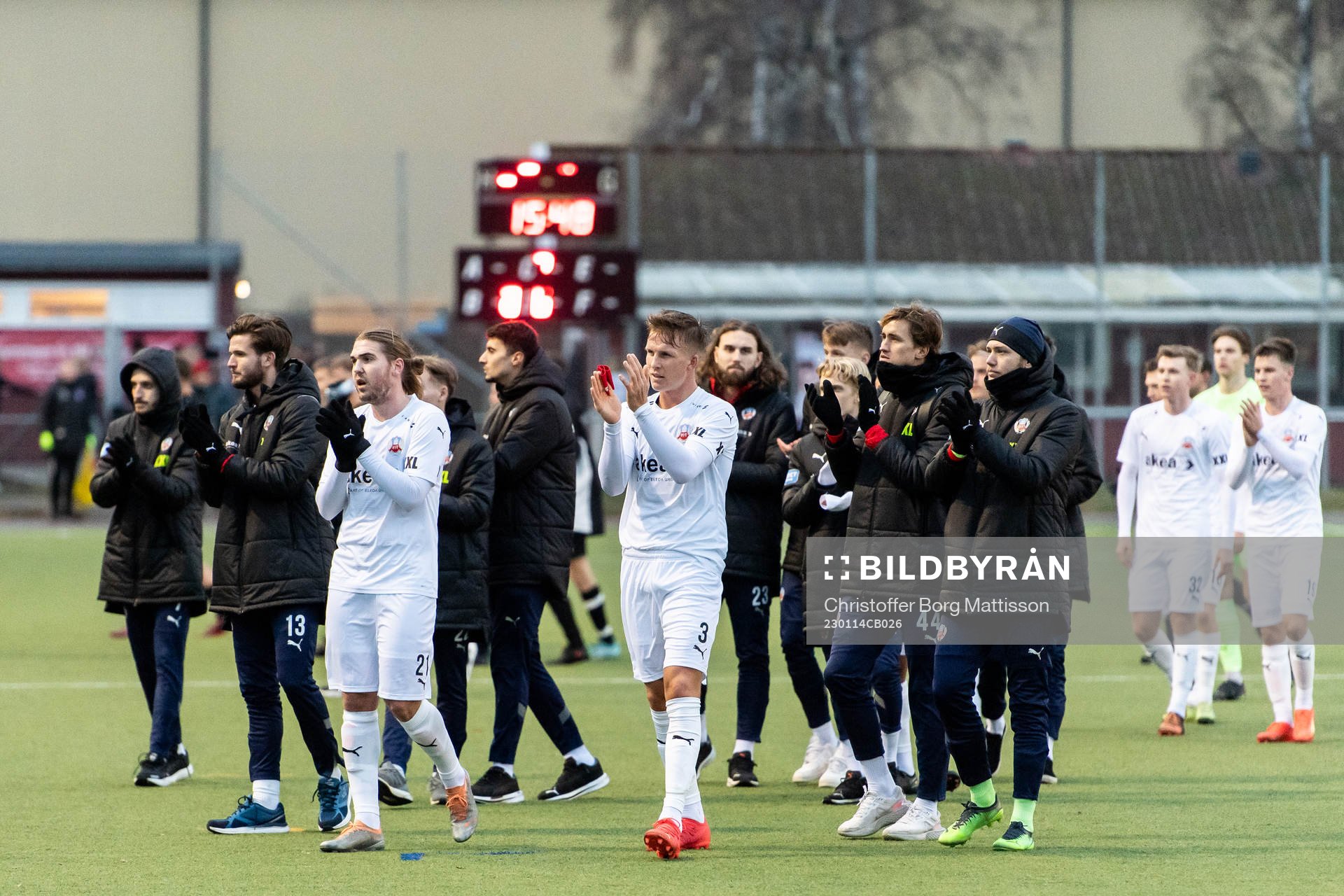 Helsingborgs Charlie Weberg och Casper Widell tackar