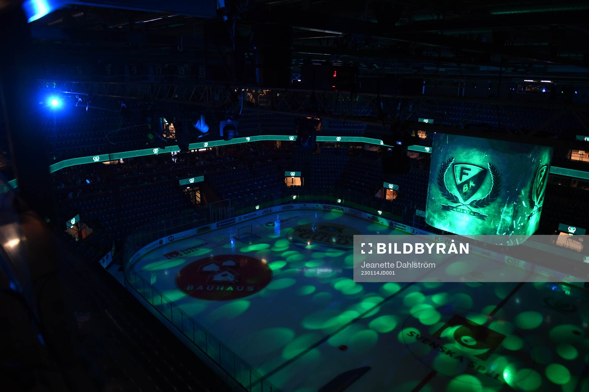 införishockeymatchen i SHL mellan Färjestad och HV71