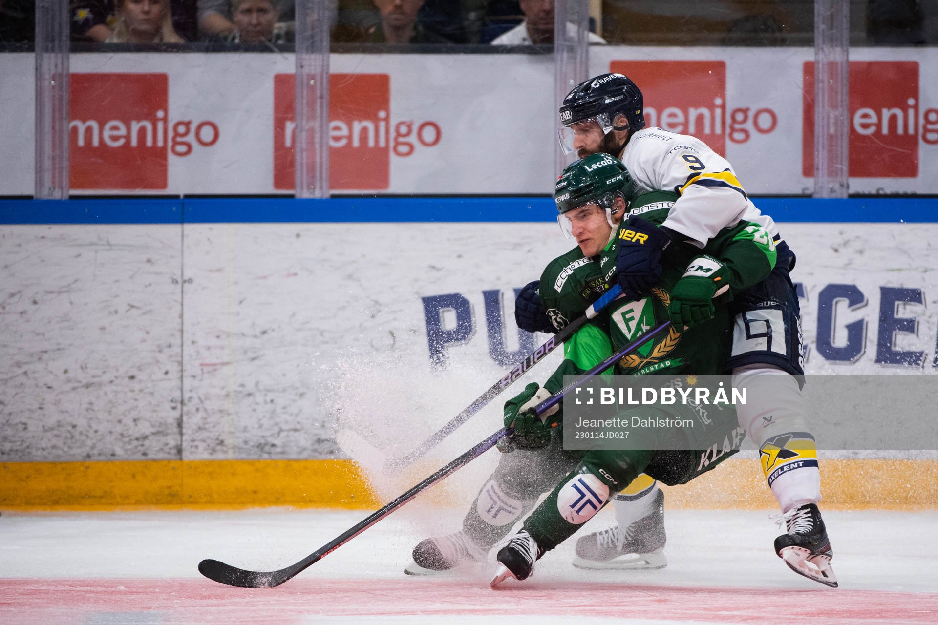 Färjestads Joel Nyström och HV71s Taylor Matson