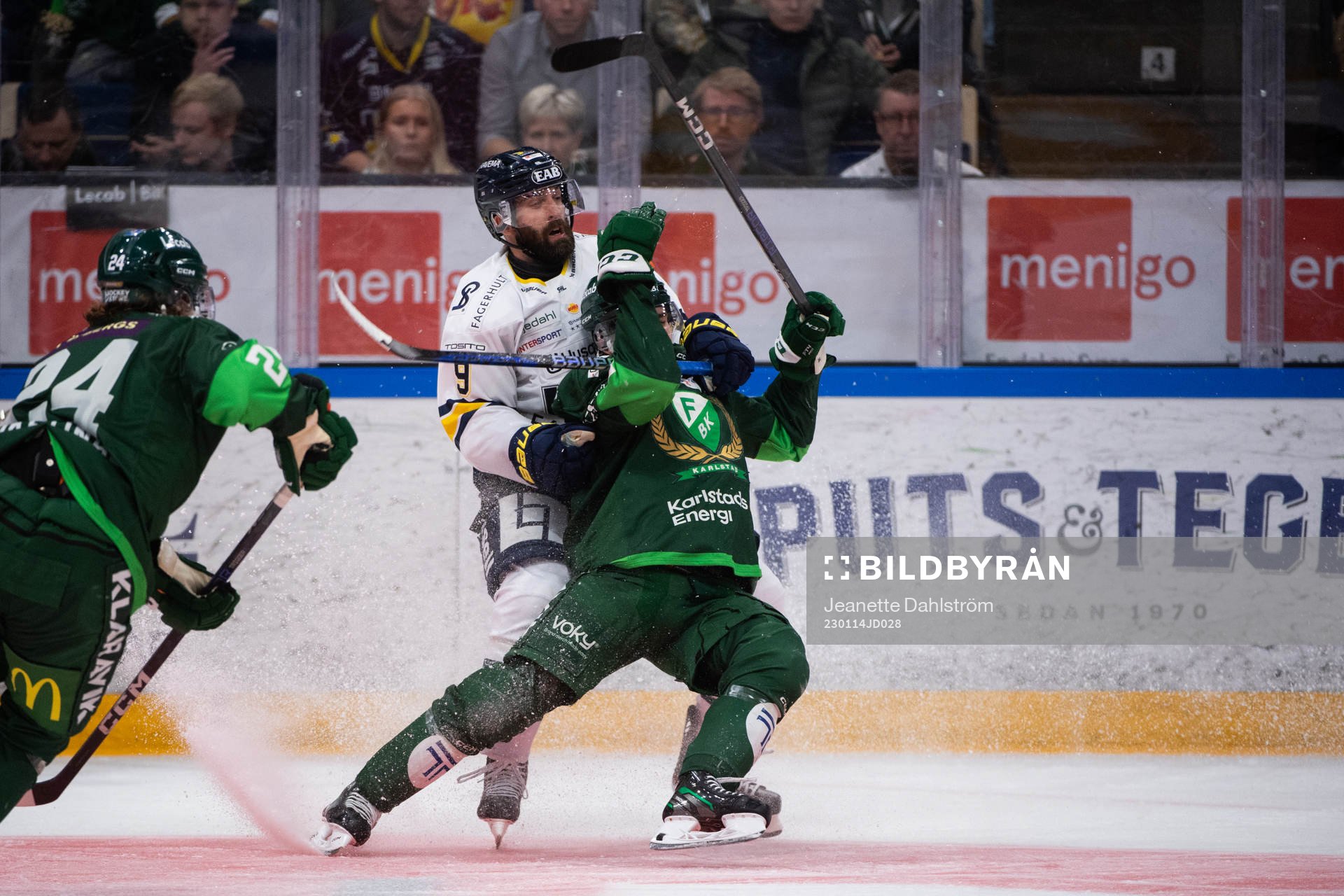 Färjestads Joel Nyström och HV71s Taylor Matson