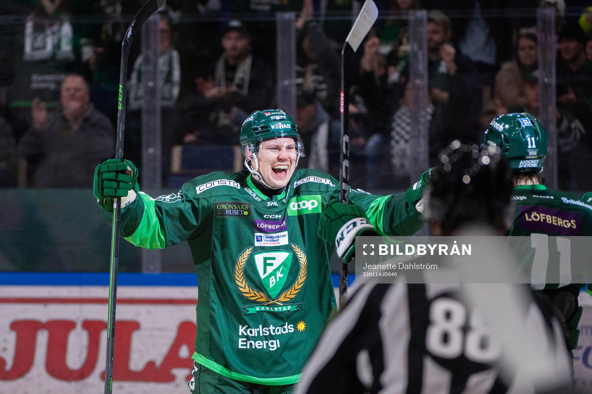 Färjestads Ville Pokka jublar
