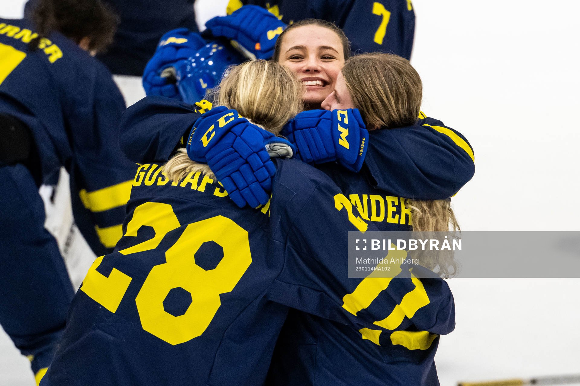 Stina Andersson, Moa Gustafsson and Stella Lindell of