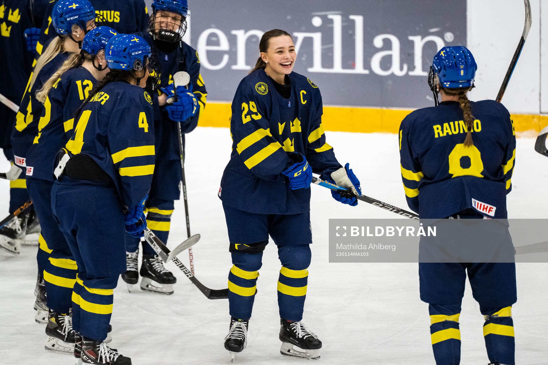 Stella Lindell of Sweden celebrates