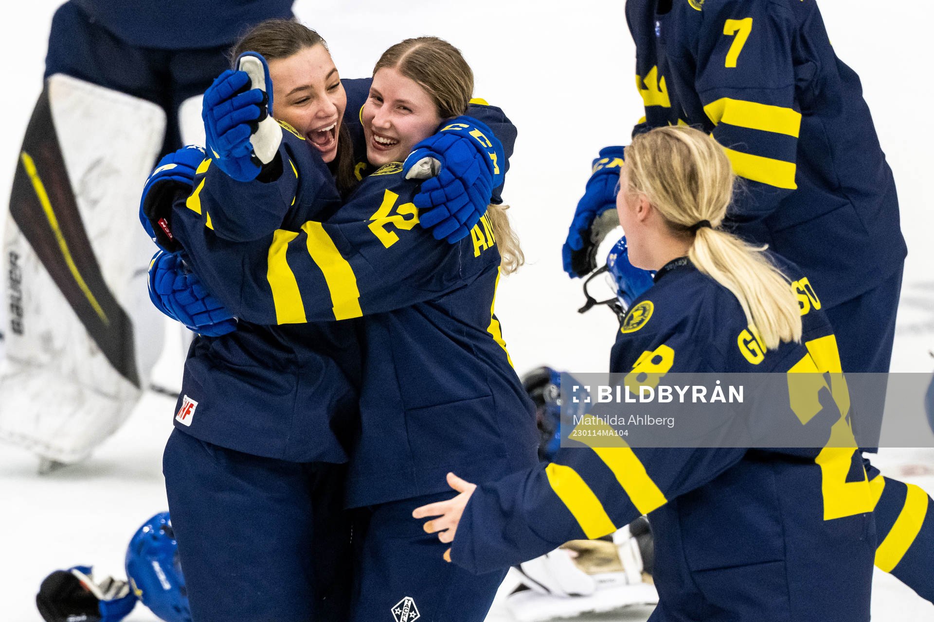 Stina Andersson, Moa Gustafsson and Stella Lindell of