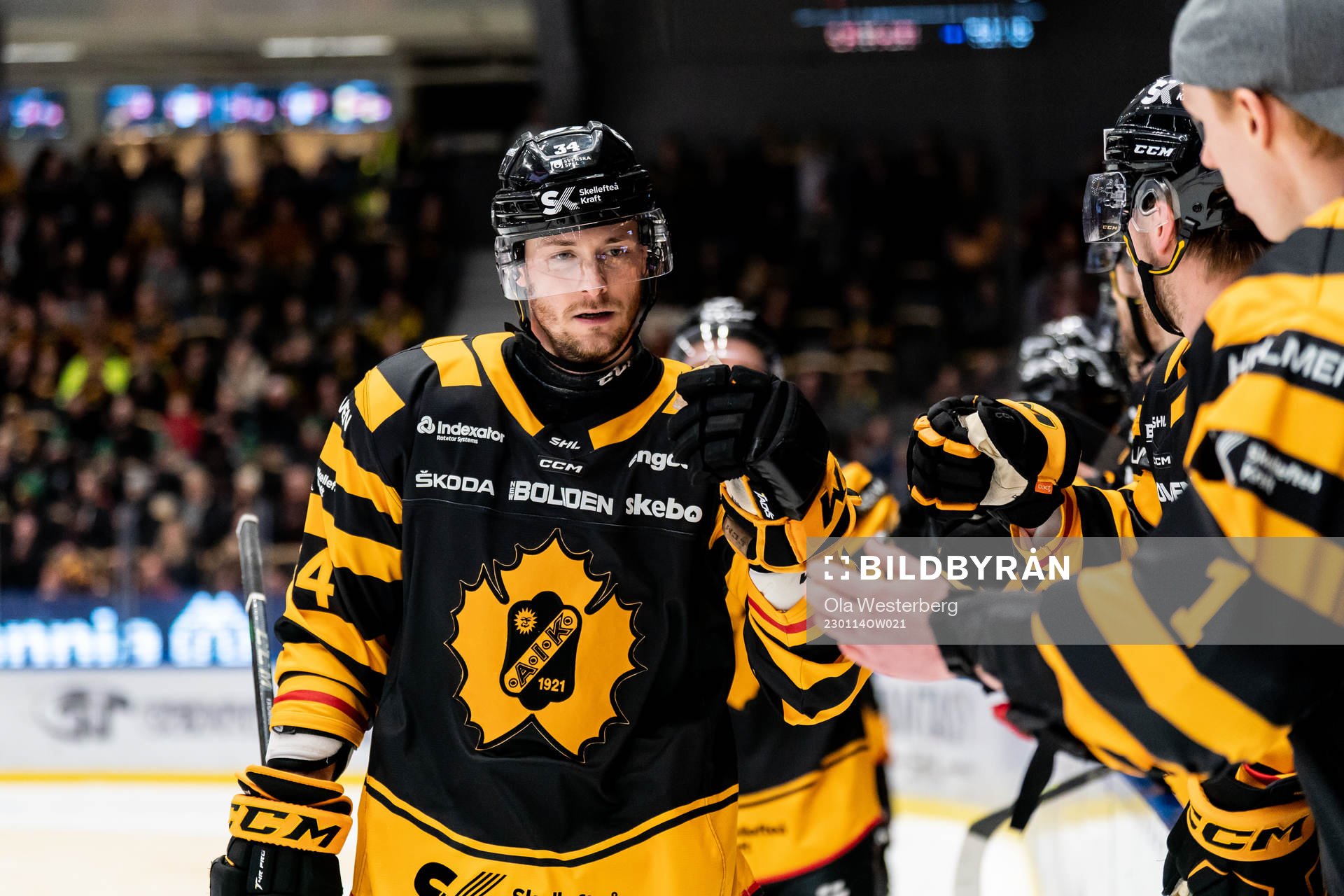 Skellefteås Tom Kühnhackl jublar