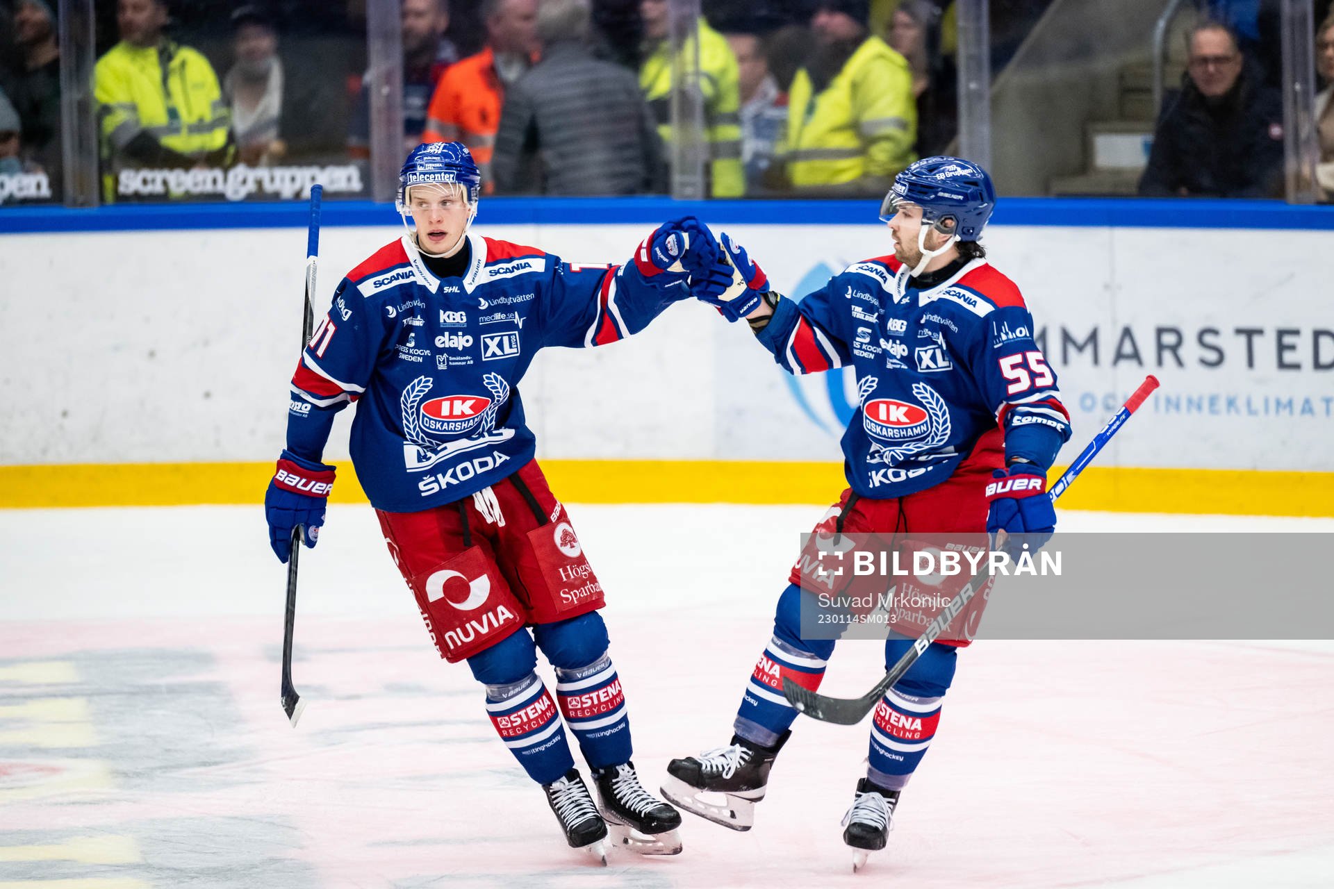 Oskarshamns Antti Suomela jublar med David Quenneville